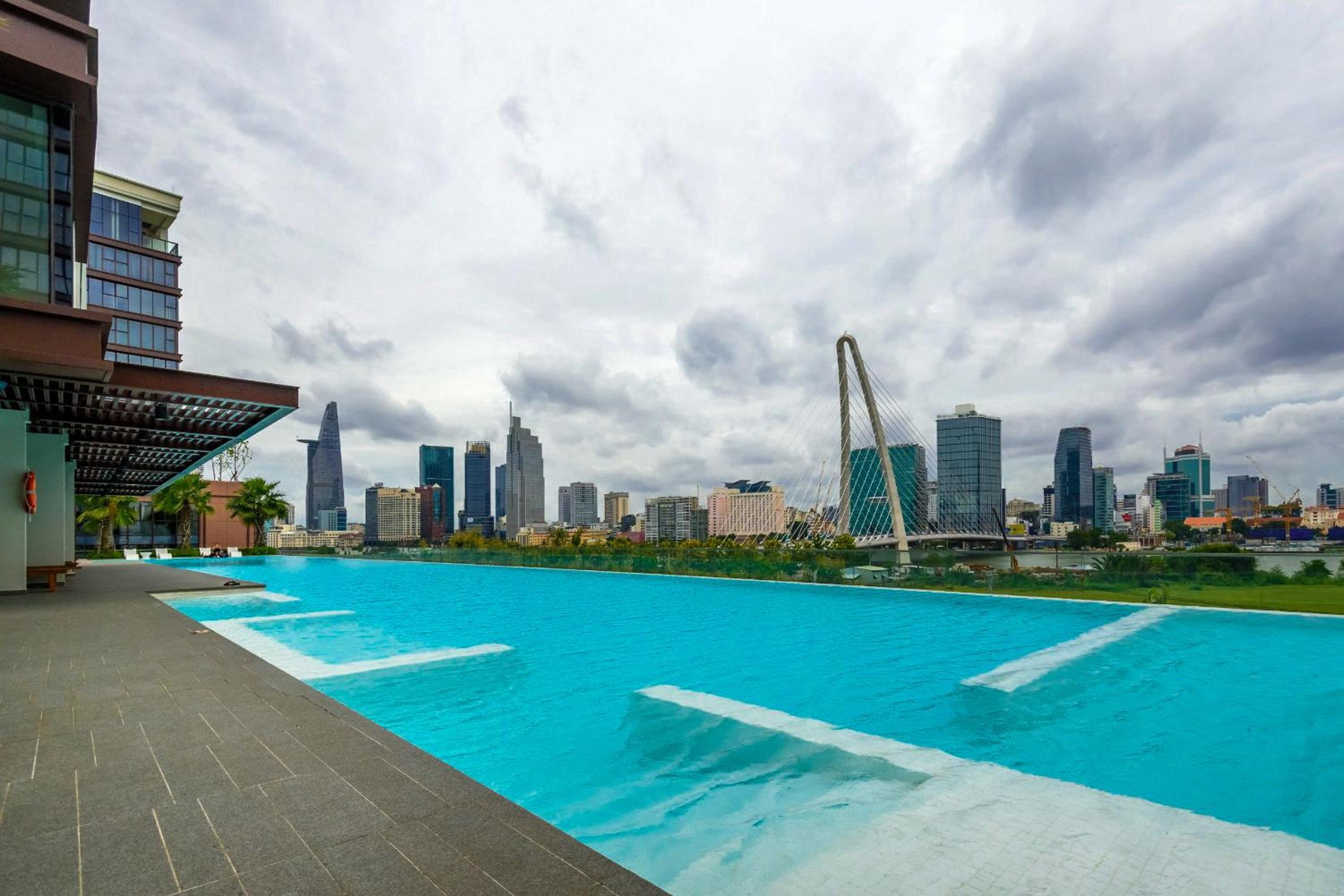 Metropole Luxury Apartment 96 Gym City Center, Infinity Pool