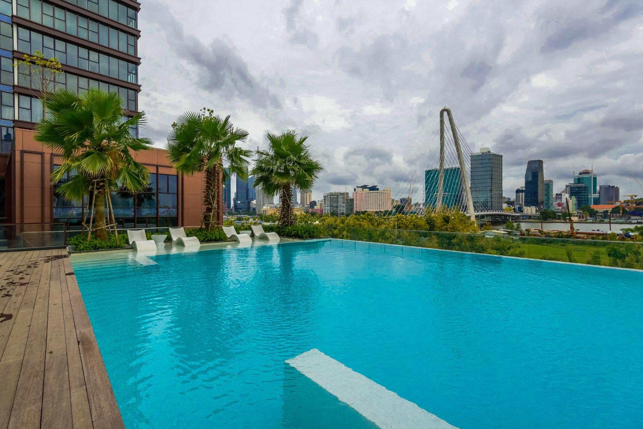 Metropole Luxury Apartment 96 Gym City Center, Infinity Pool