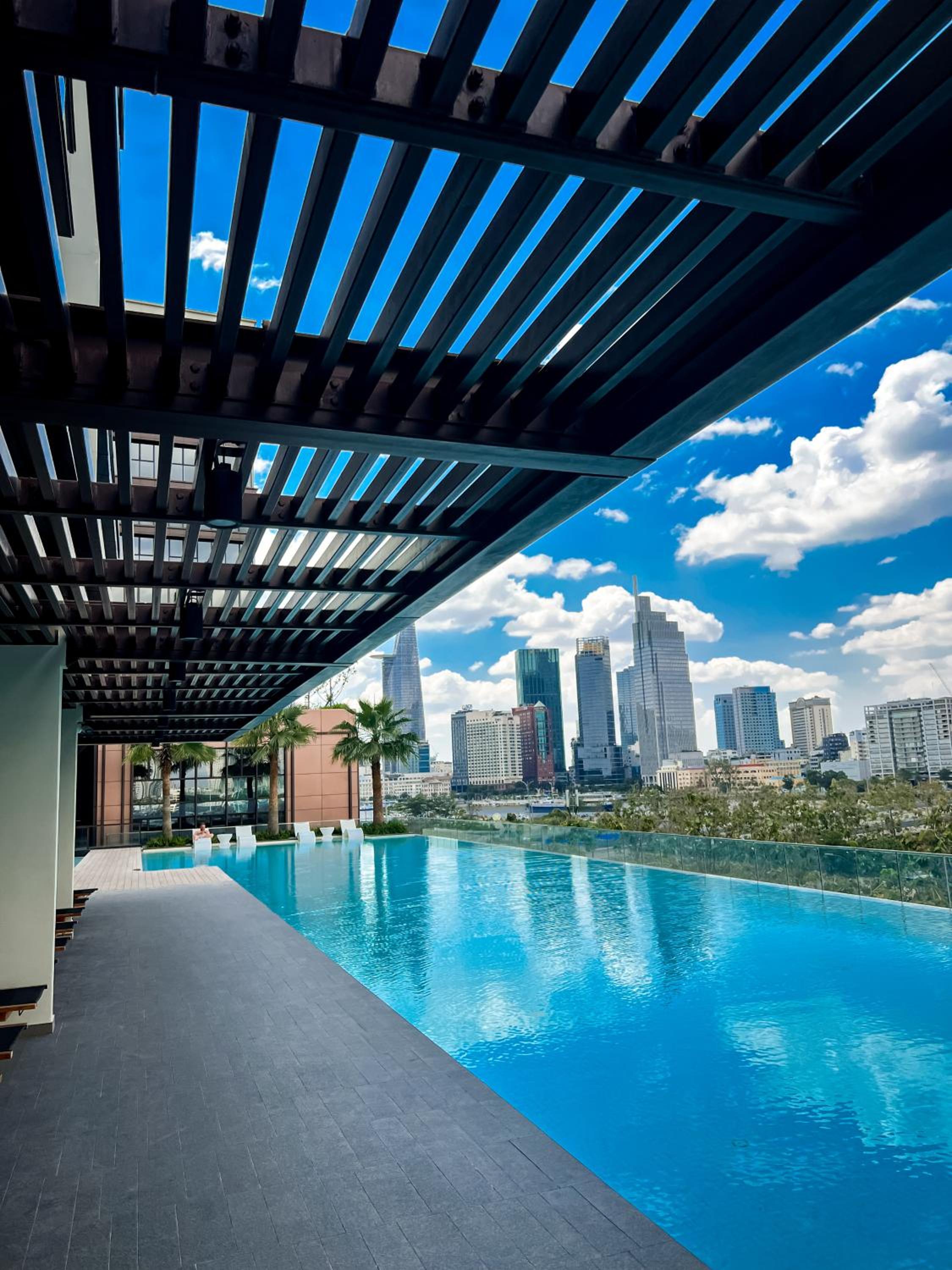 Metropole Luxury Apartment 96 Gym City Center, Infinity Pool