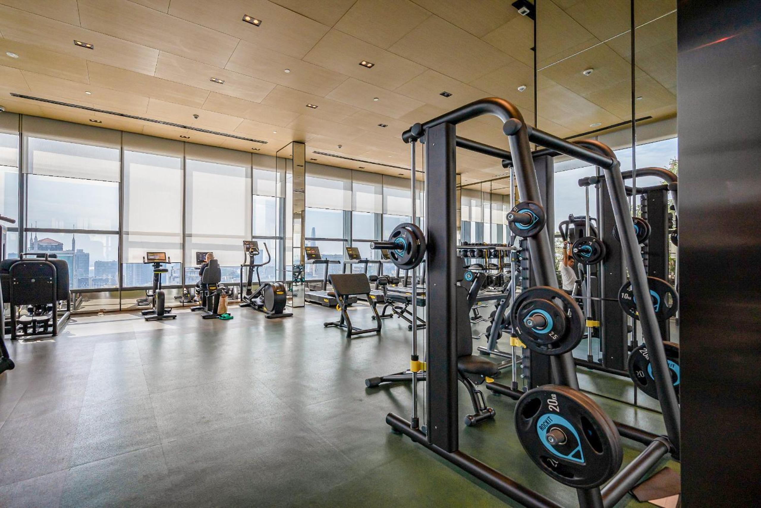 MarQ Luxury Apartment 25 Gym City Center, Infinity Pool
