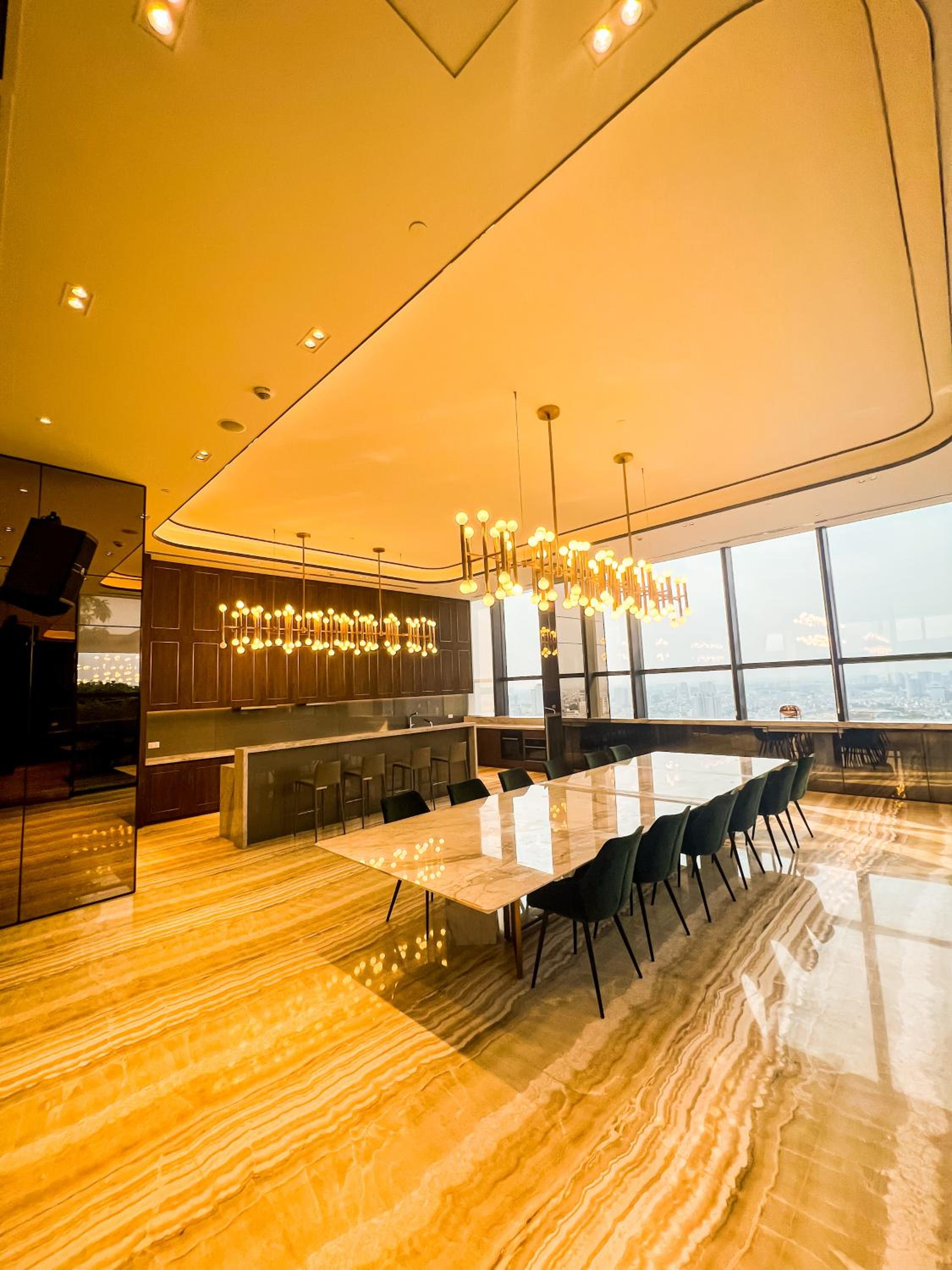MarQ Luxury Apartment 25 Gym City Center, Infinity Pool
