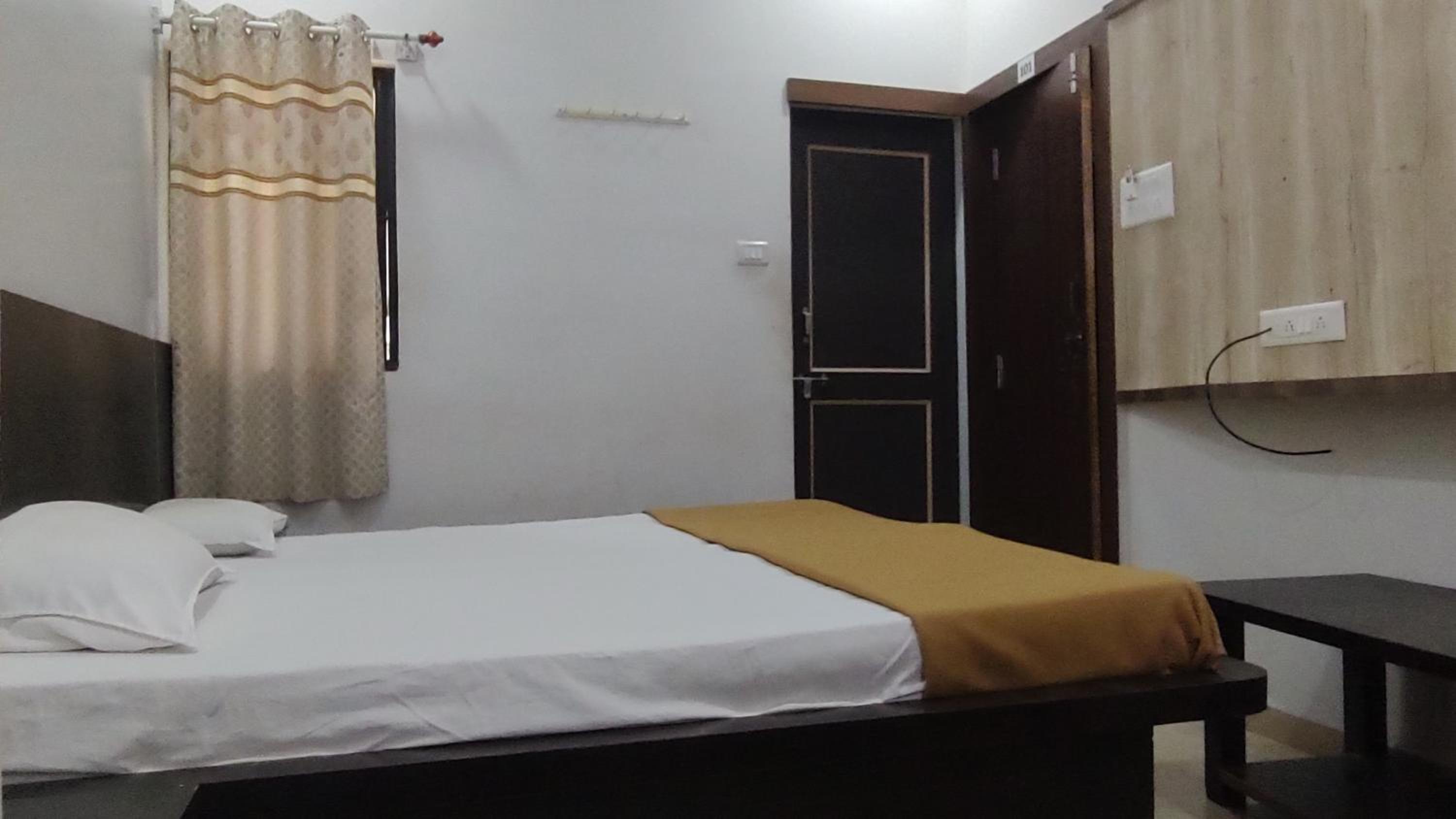 Bhavanichatra Bhakt (yatri) niwas view 3