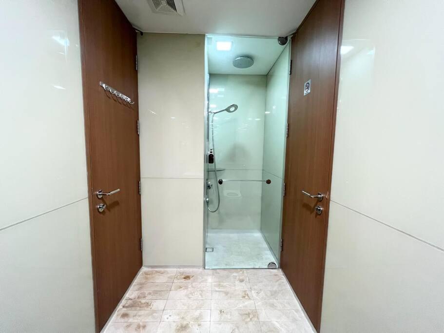 450m from Aquaria KLCC/KL ConventionCtre, 2 Beds#2