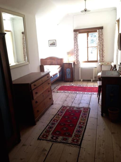 Charming Villa Lynden at foot of Loser, overlooking lake