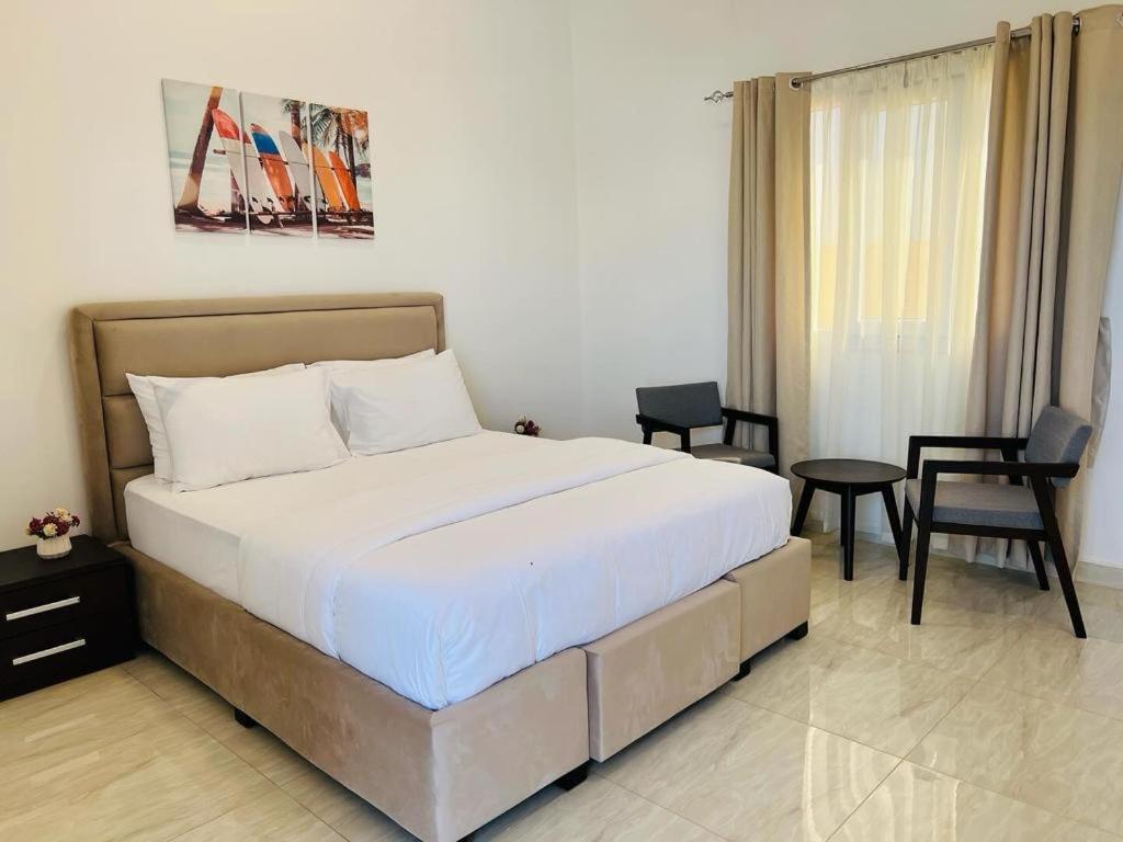 Fins Beach Guest House view 2