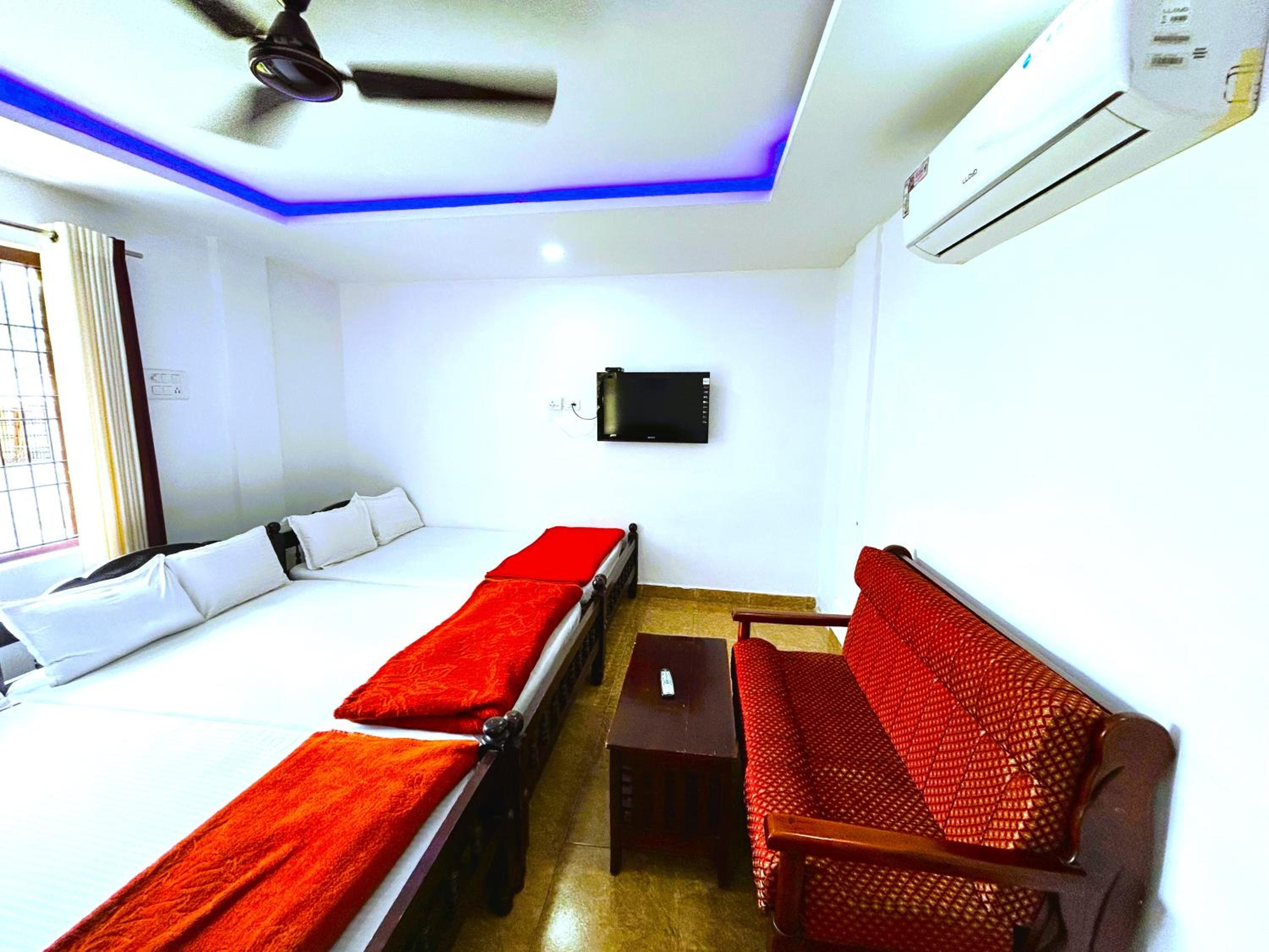 Deluxe Residency