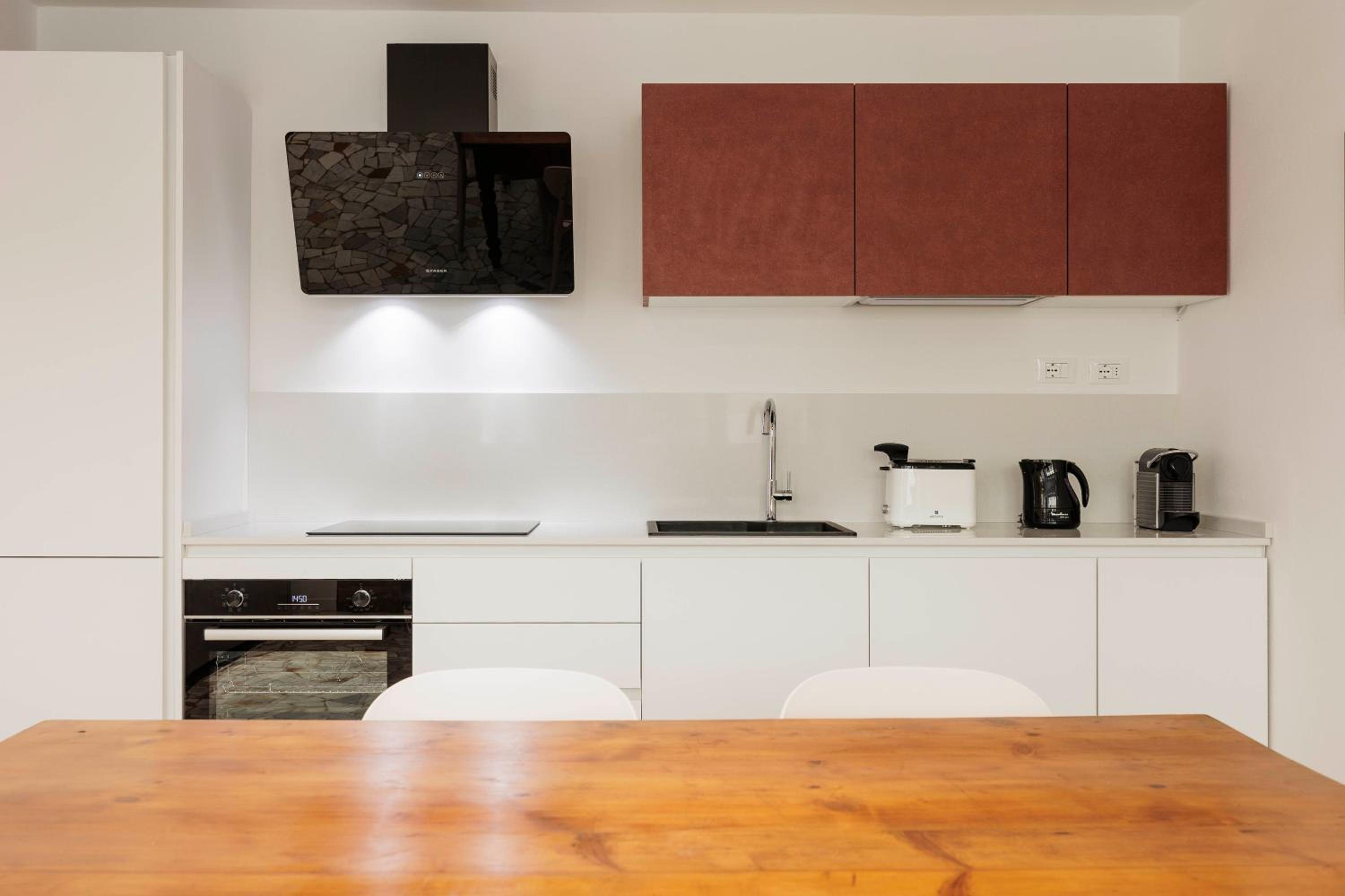 Giordano Luxury Home