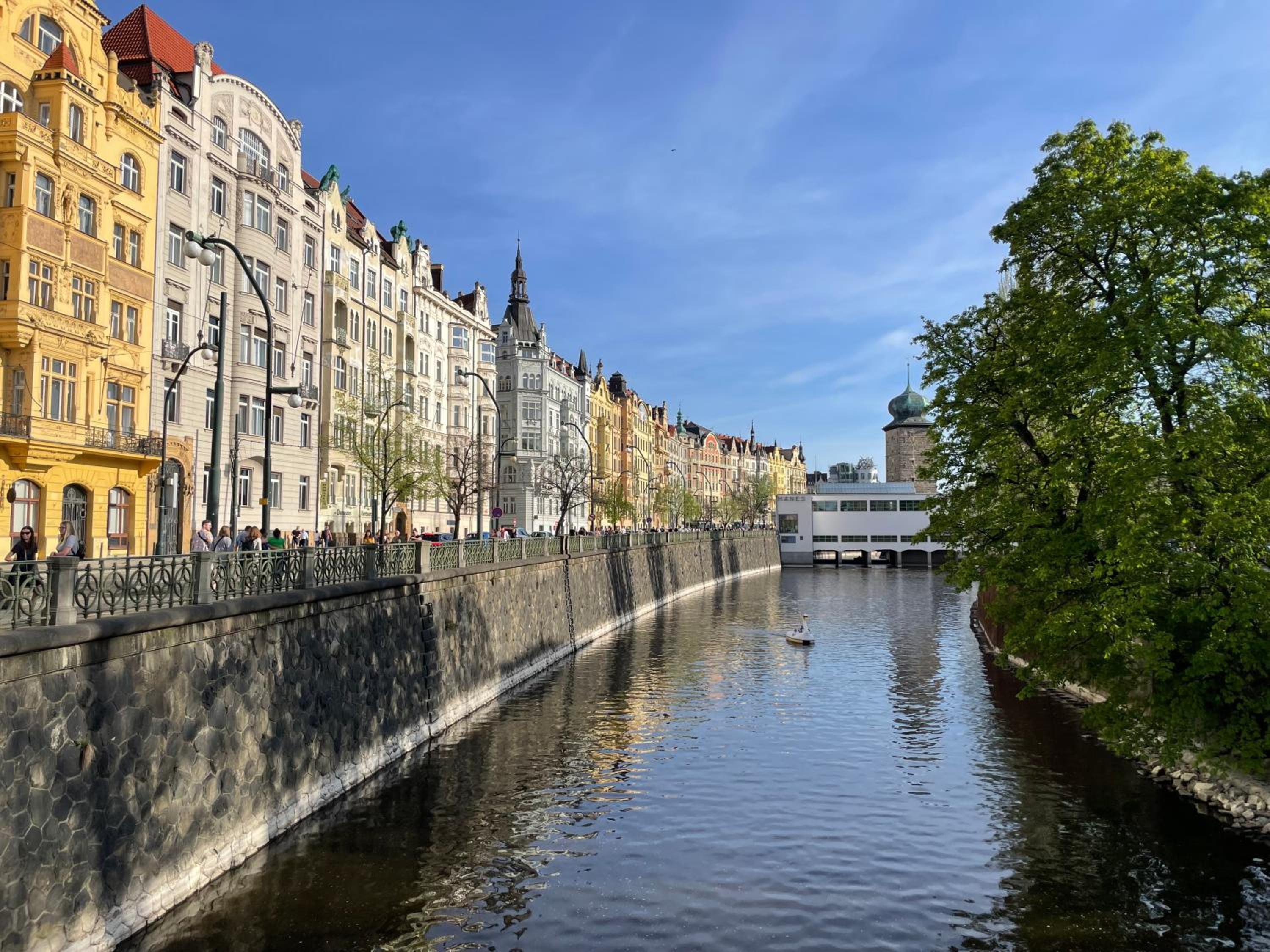 River View Apartment MANES