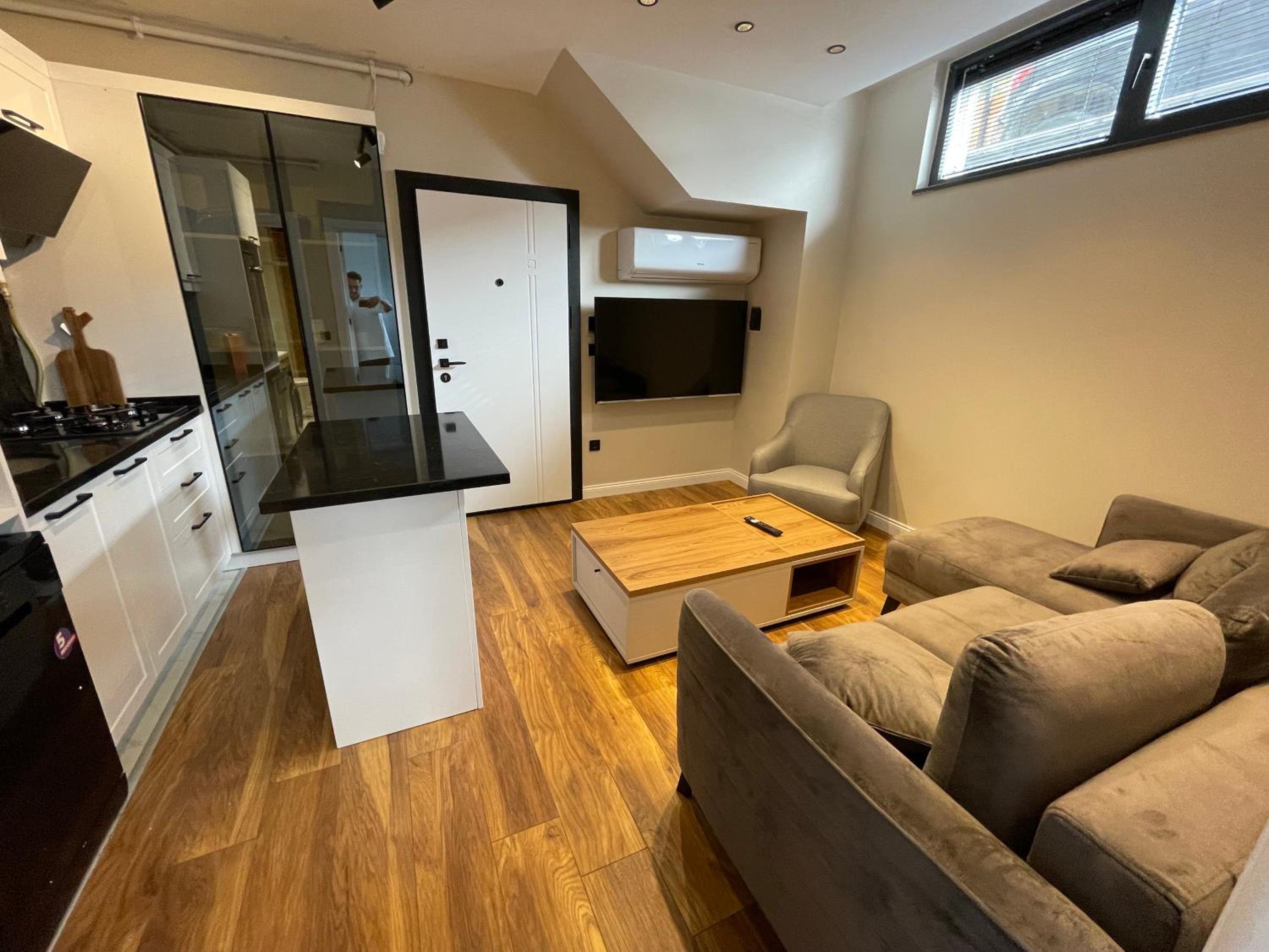 ARC HOUSE