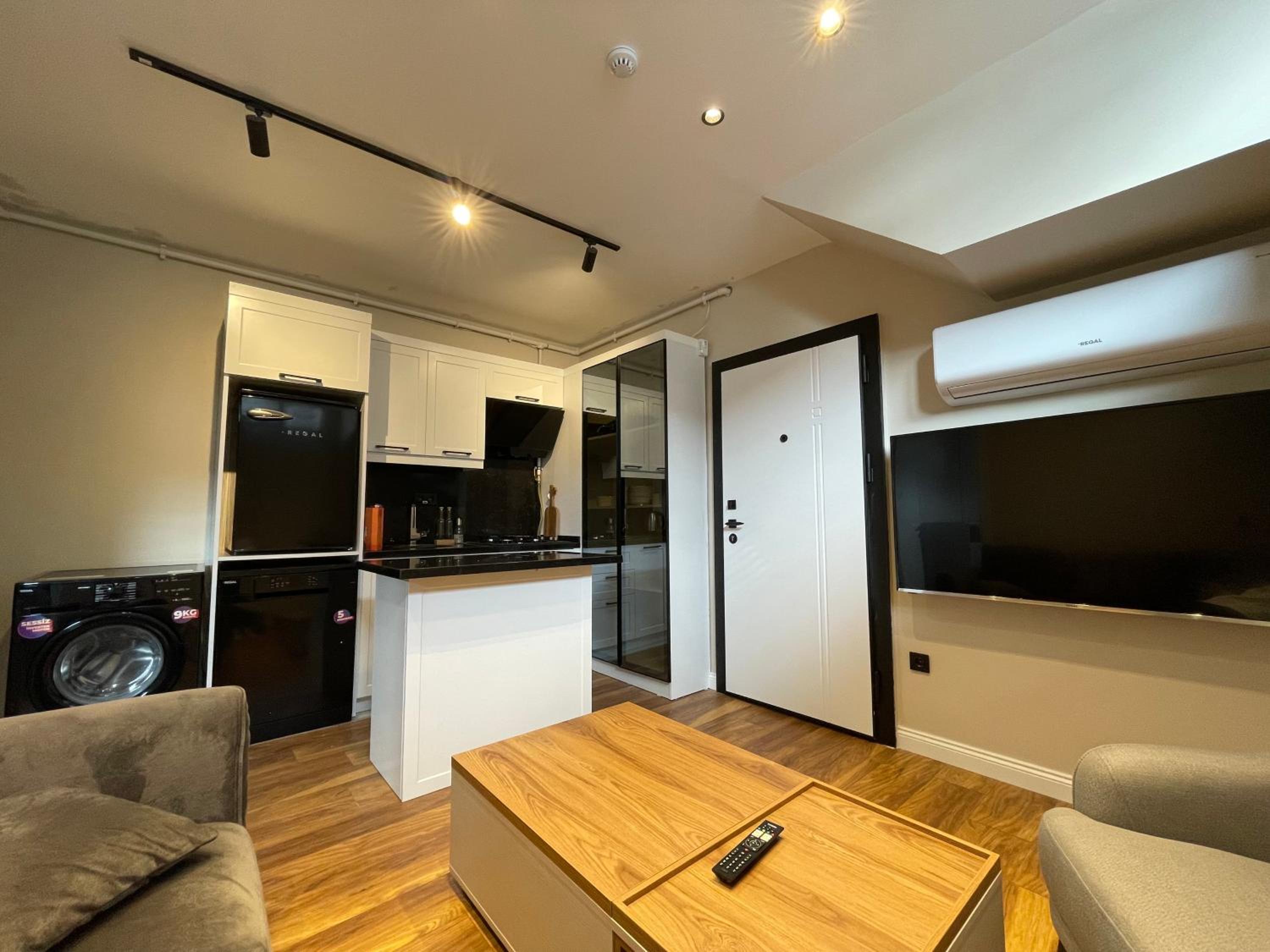 ARC HOUSE