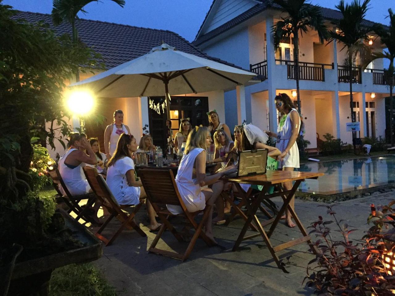 Green Areca villa