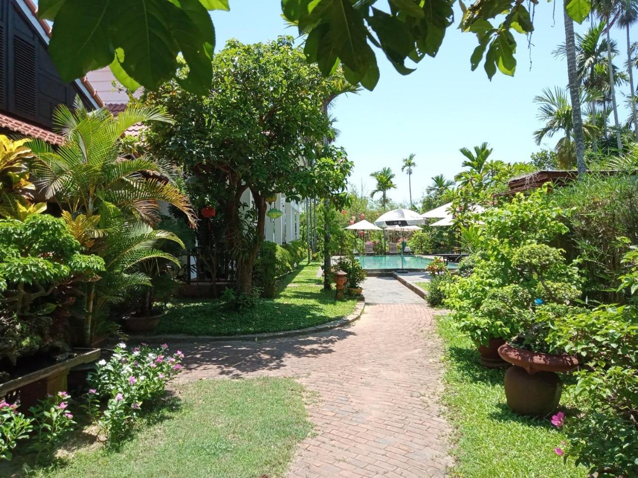 Green Areca villa