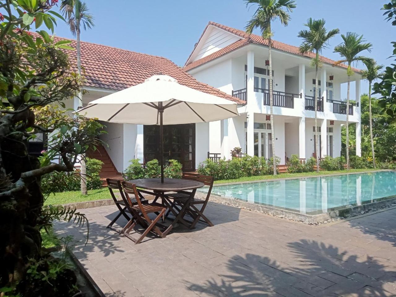 Green Areca villa