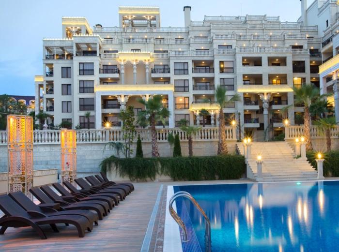 ARGISHT SUPERIOR APARTMENT