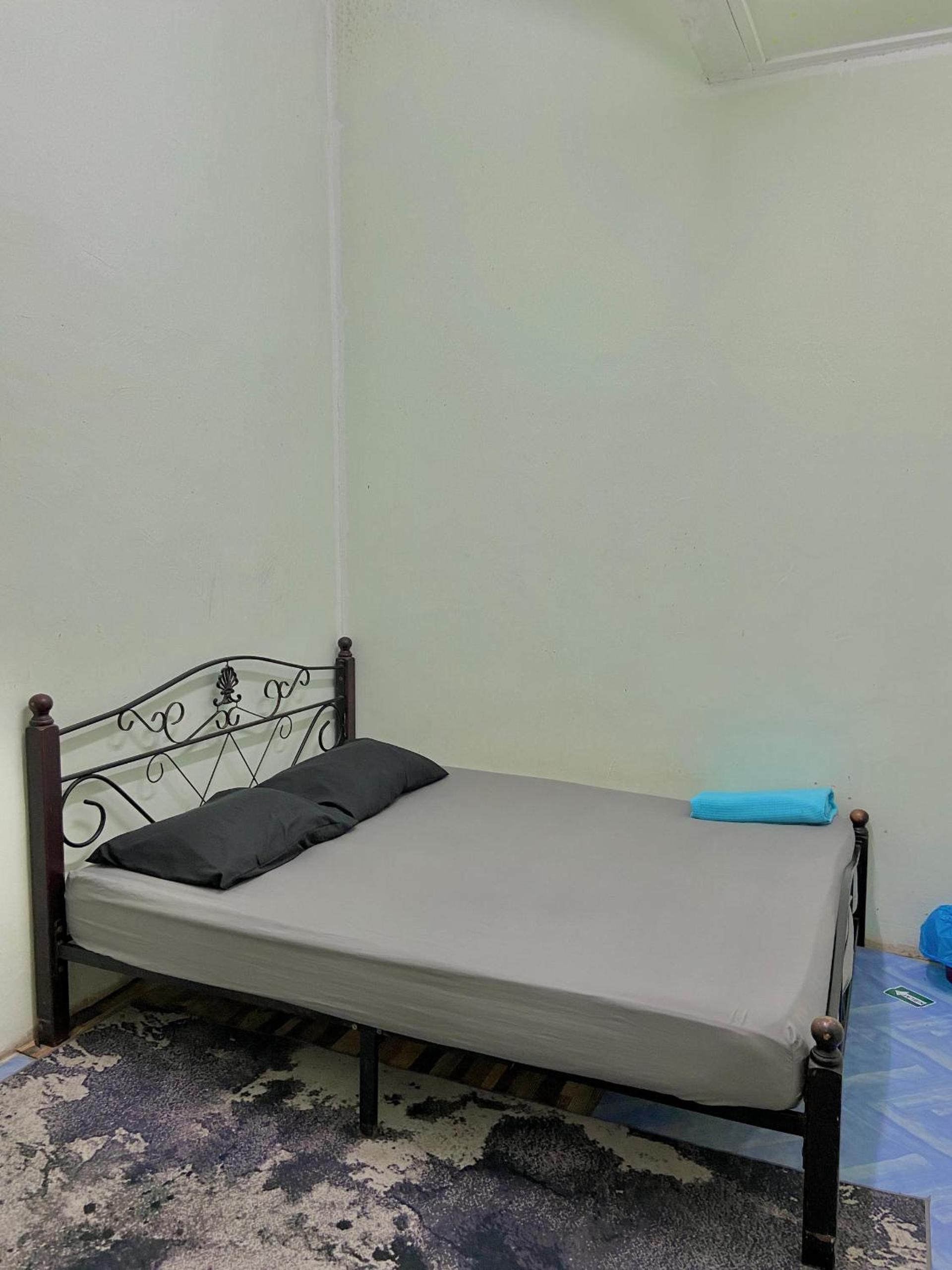 umi homestay batu buruk photo 3