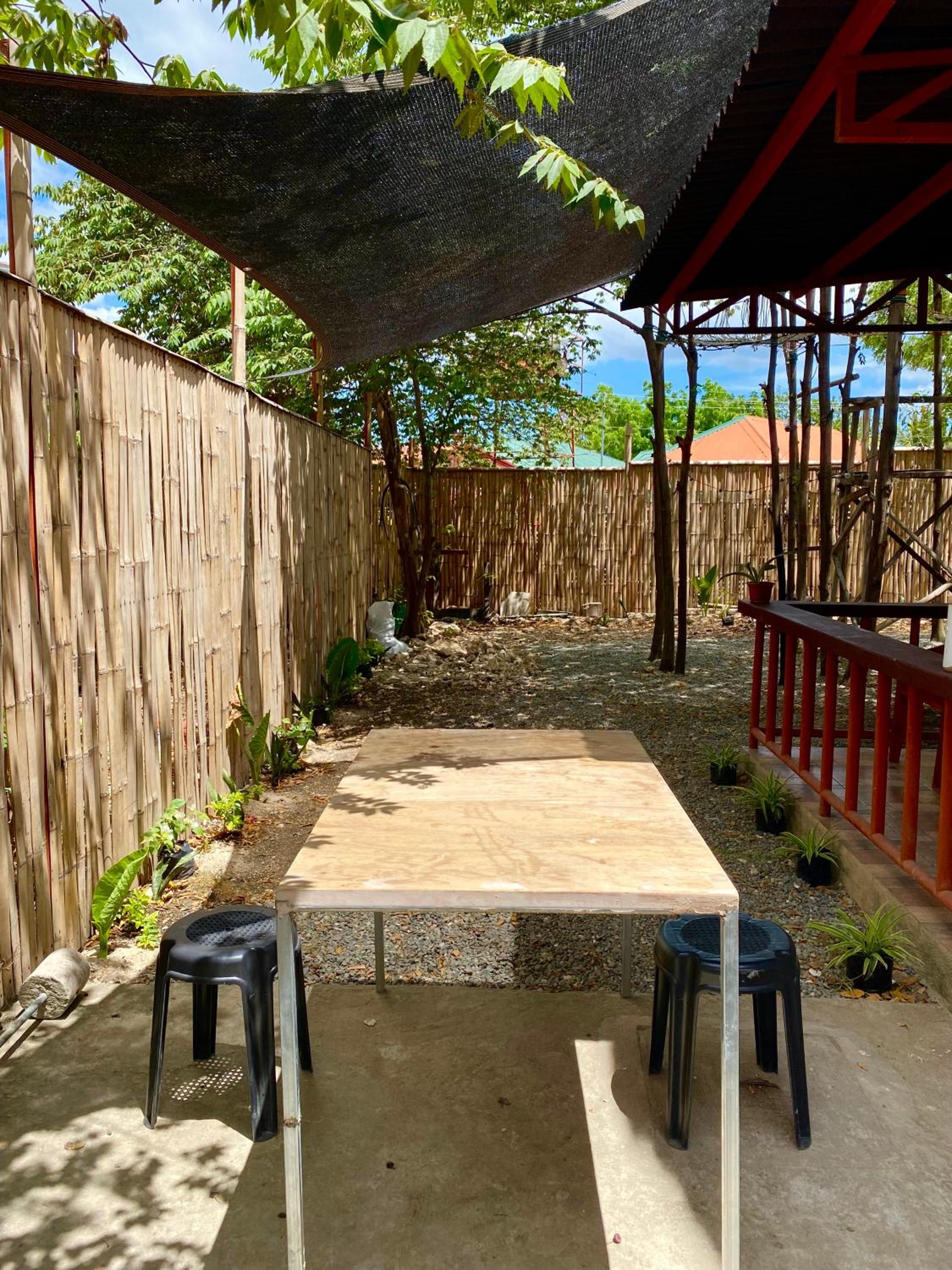 Moalboal Panagsama beach TopBudz Hostel