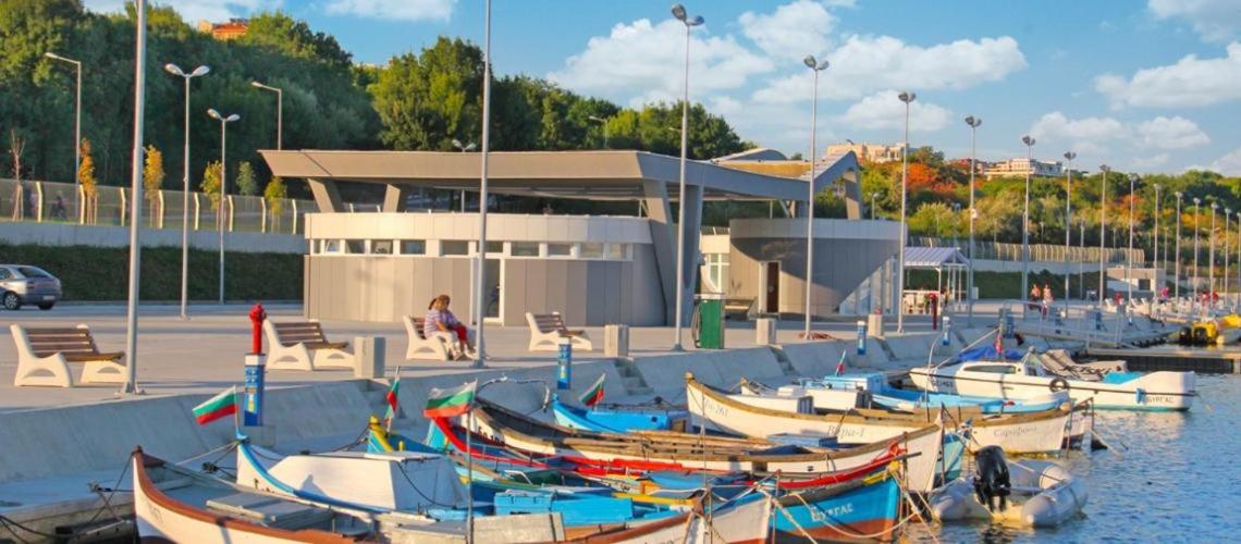 Lion1, Schwarzmeertraum, stilvoll, 7 Minuten zum Strand, WLAN gratis