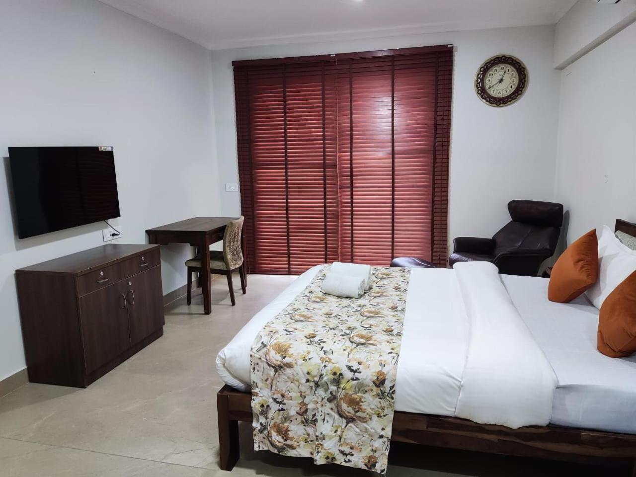 Aloha - Luxury Apartments by blissful Ganges view 3