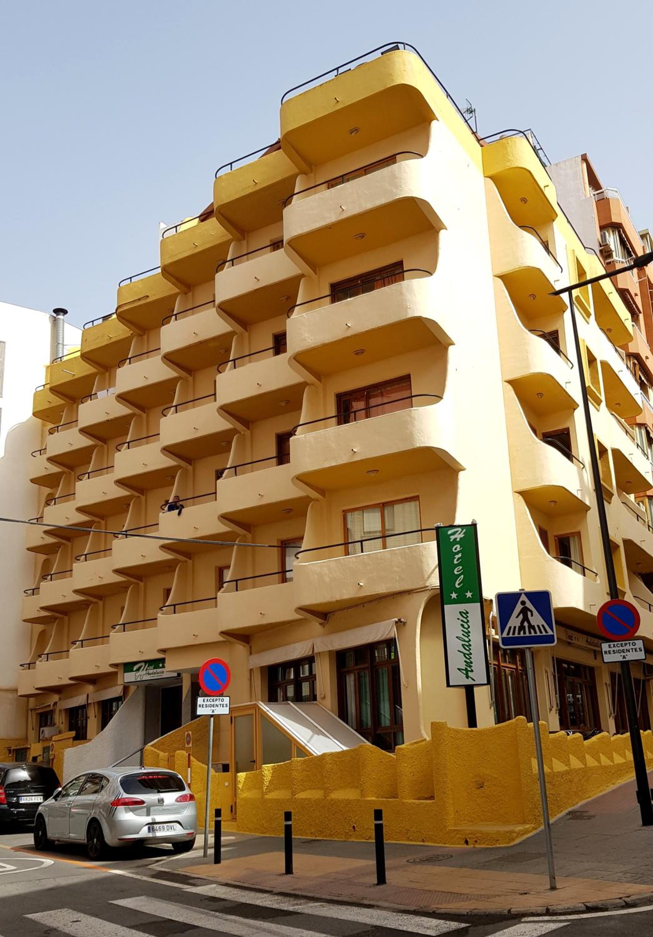 Hotel Andalucía - Image 1