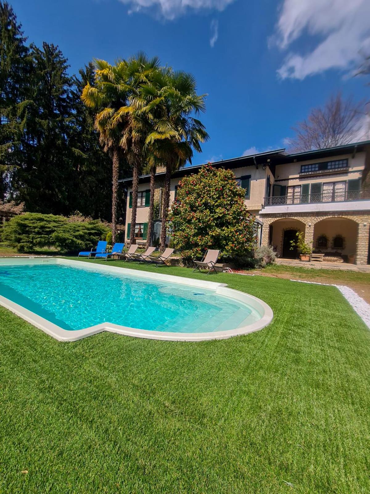 Villa Sofia luxury home between Como and MIlano view 2