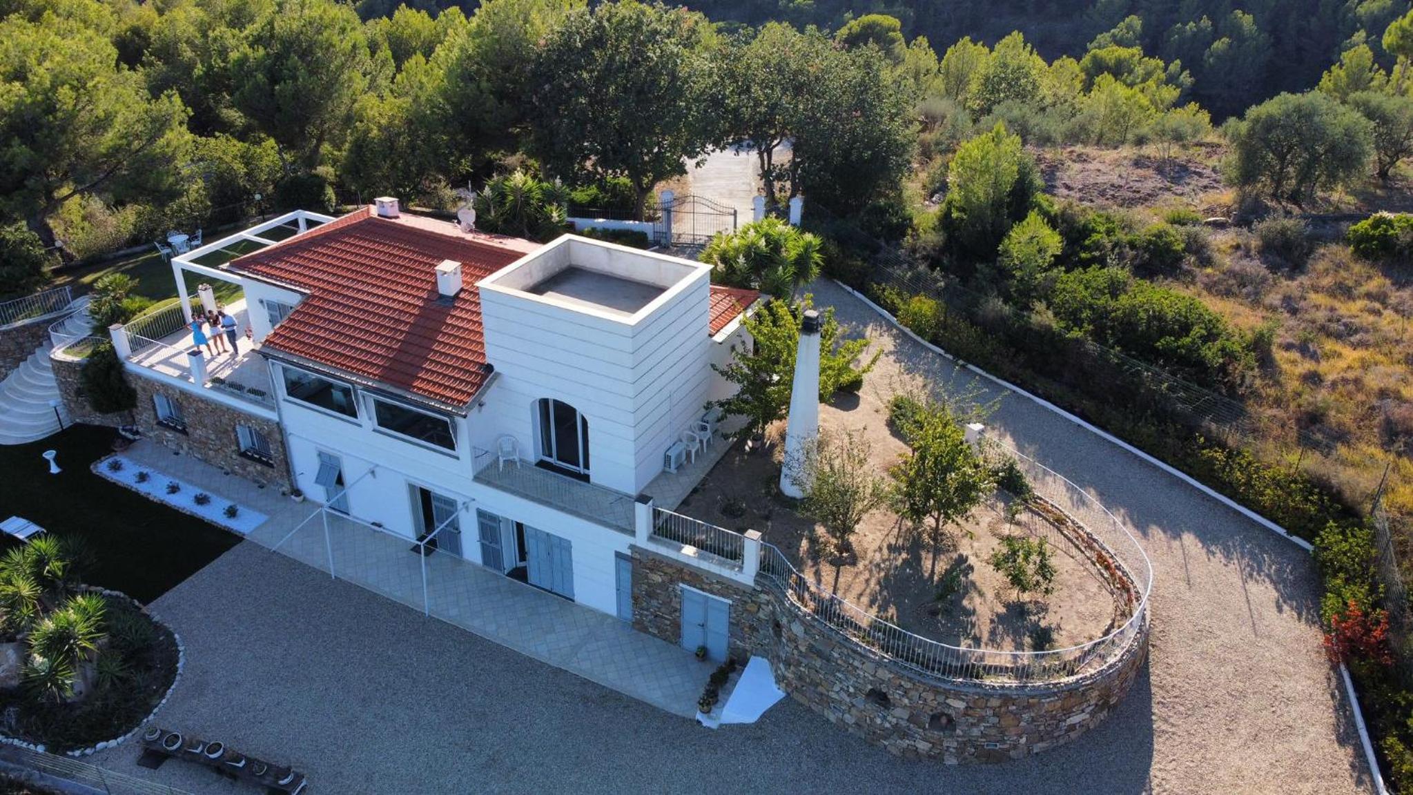 Villa Shambhala