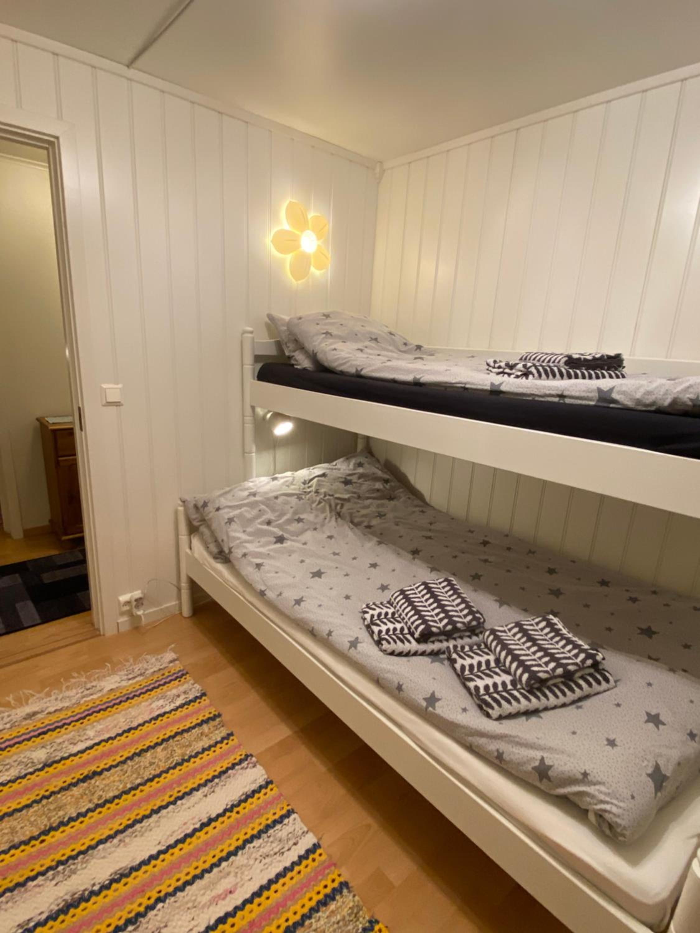 GITTA - privat appartment with glass patio and free parking