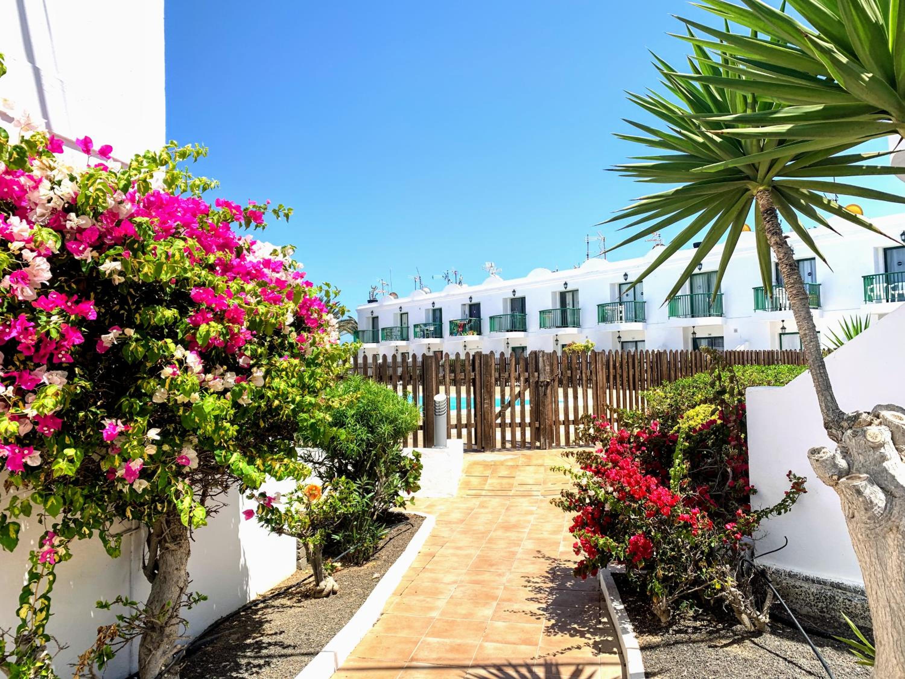 Seascape Pool View & WiFi by iRent Fuerteventura Corralejo