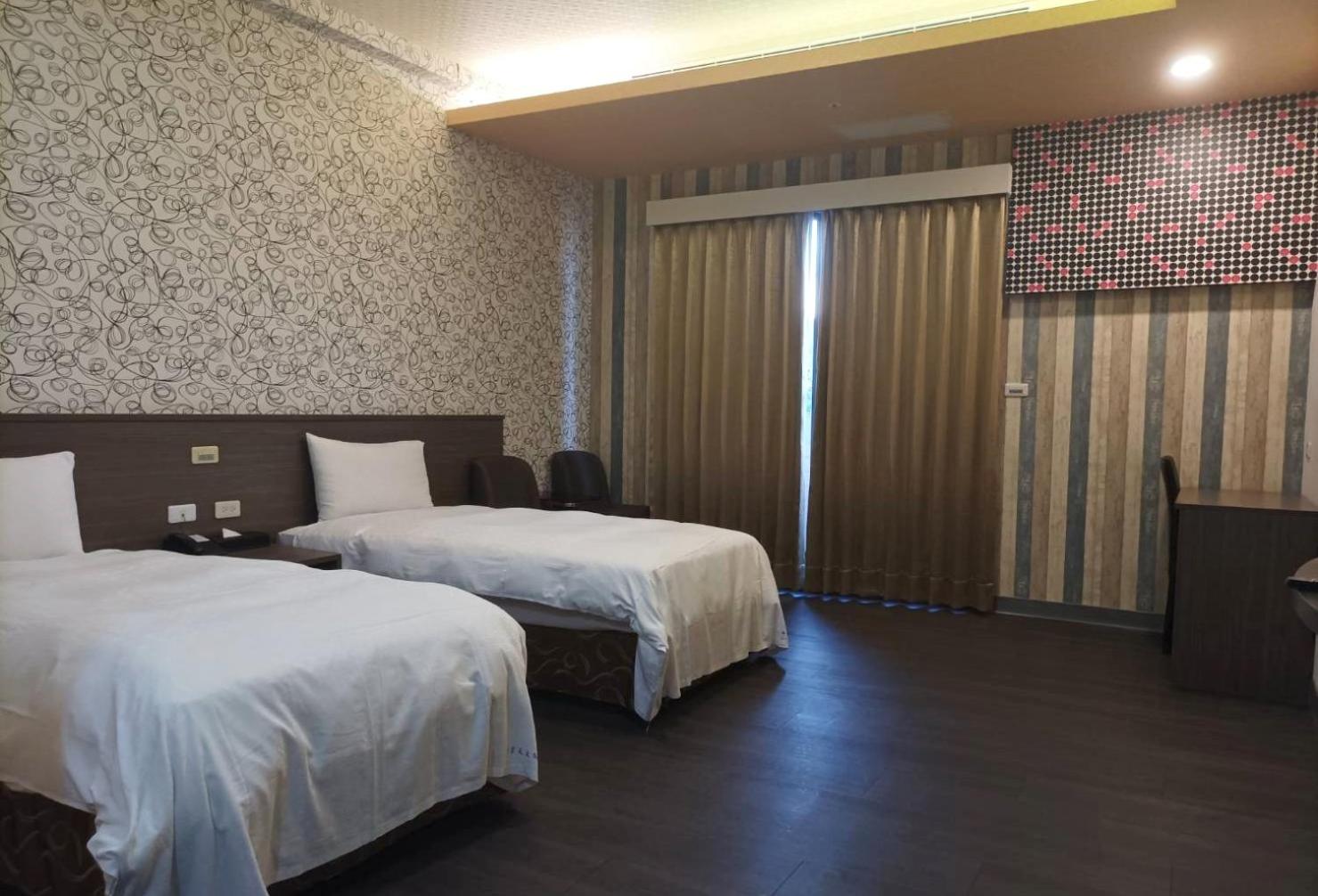 Crystal Hotel