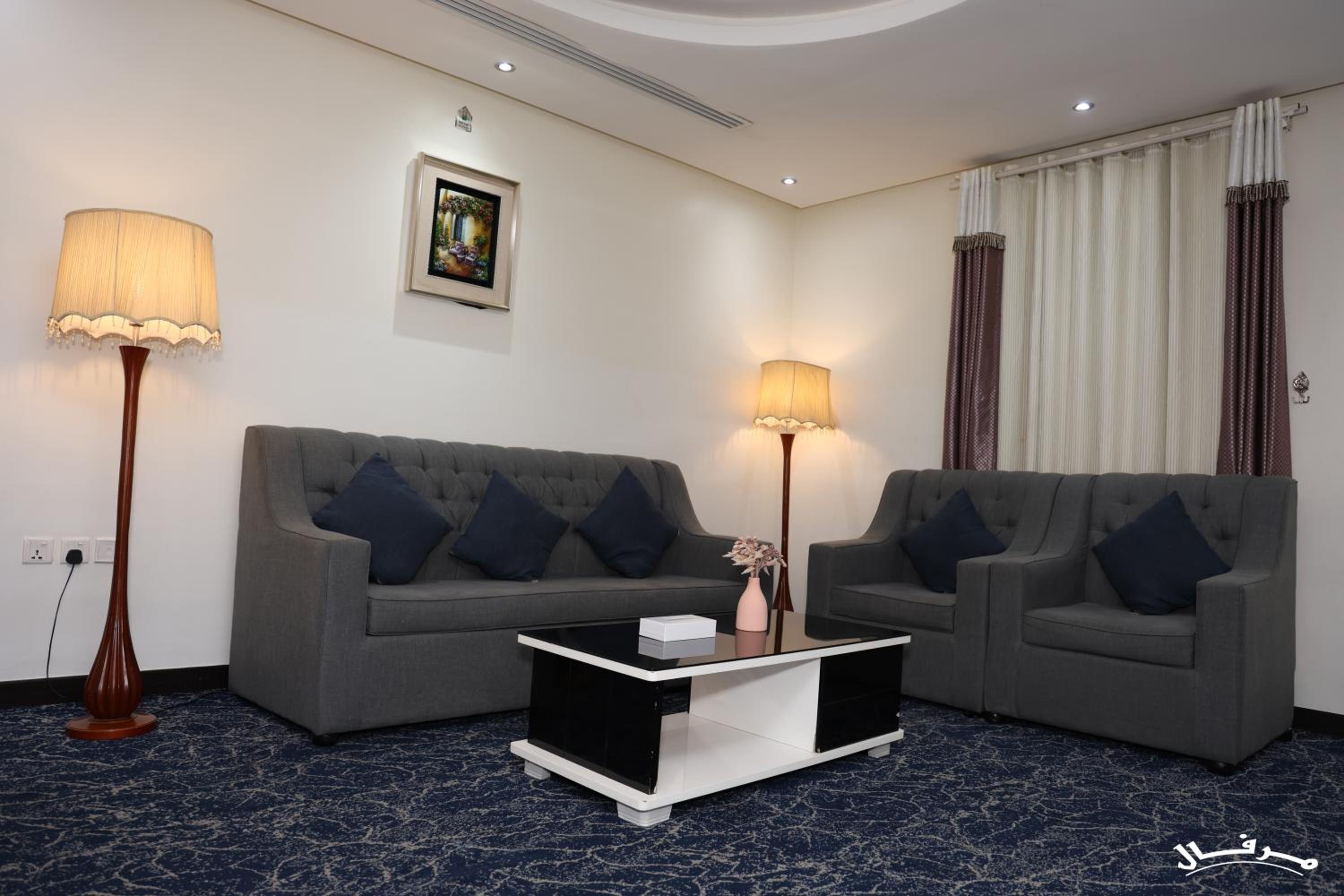 Merfal Serviced Apartments Royal