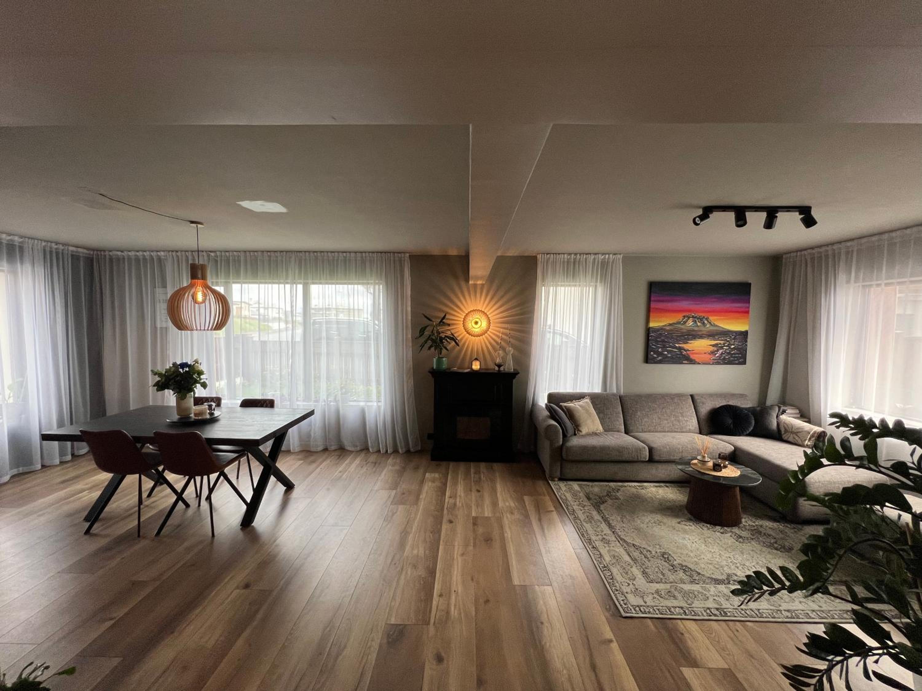 B17 Apartment
