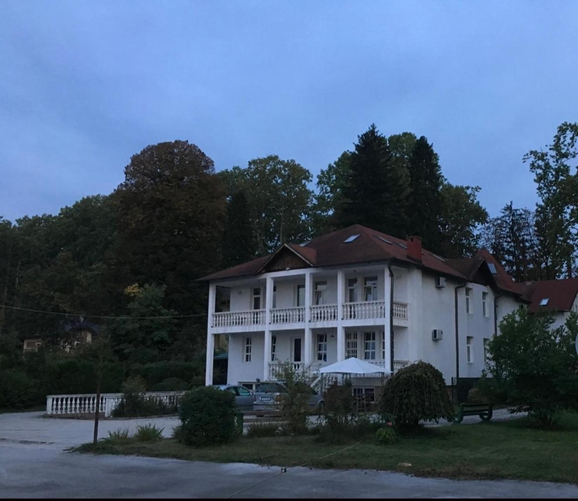 Kuca za izdavanje