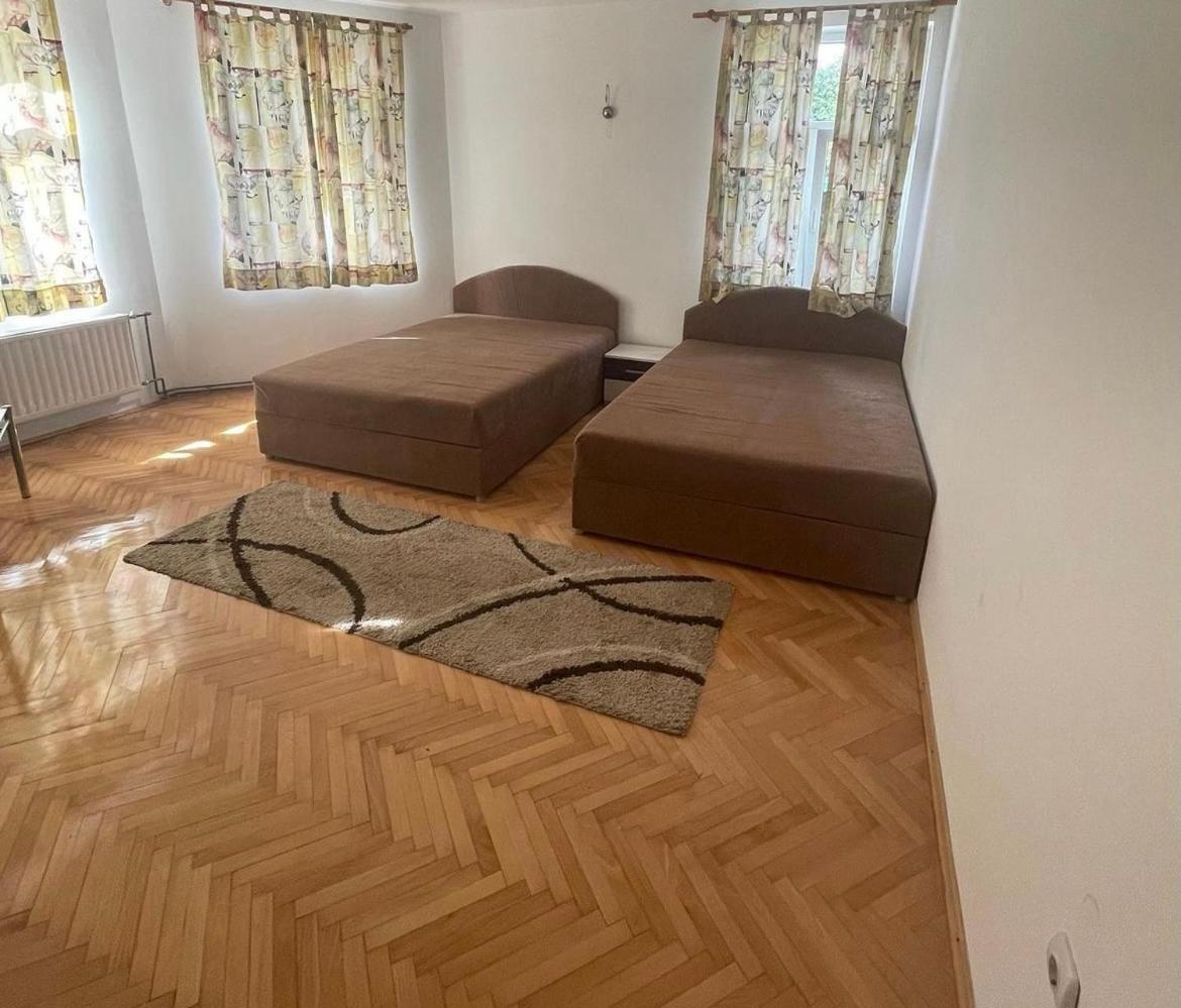 Kuca za izdavanje