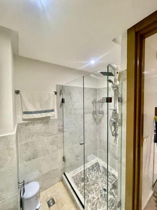 New! Joli appartement en plein centre ville view 5
