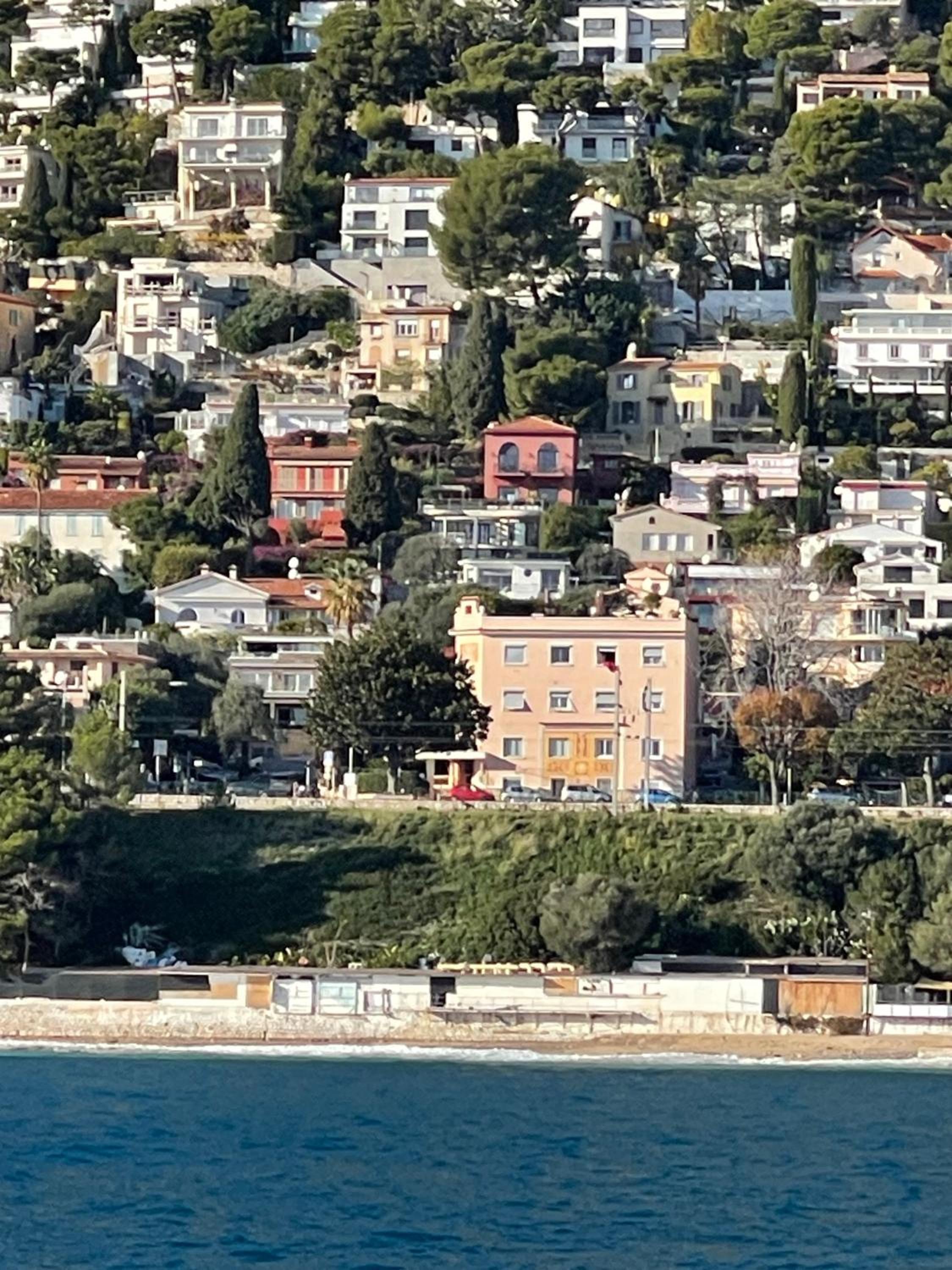 Ezevacances Studio Capuccino vue mer 5 mn plage 7 mn gare Wifi