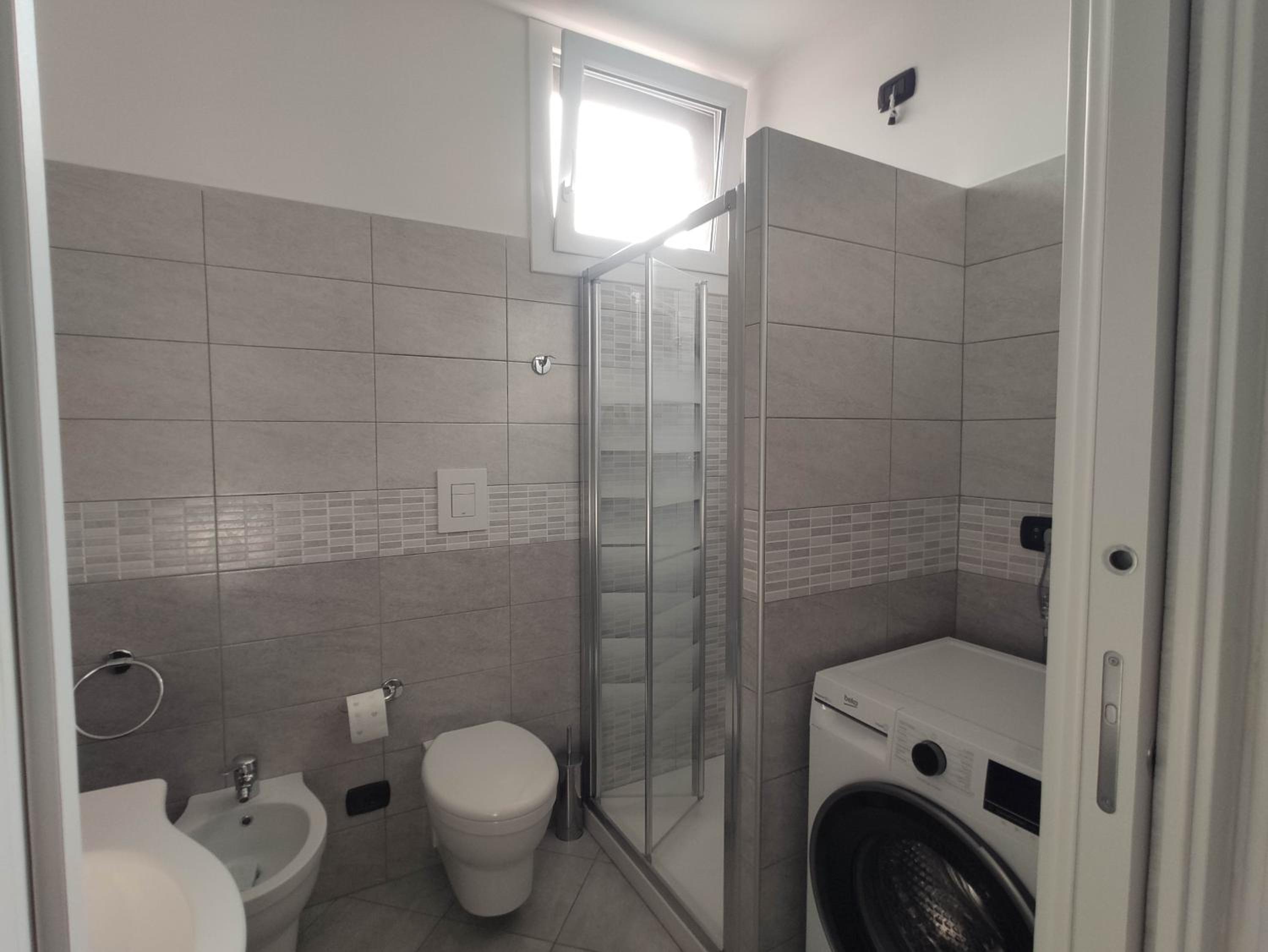Matthias Home - Milan - modern and cozy flat, close to the metro - 15 min from Central Station, close to San Raffaele