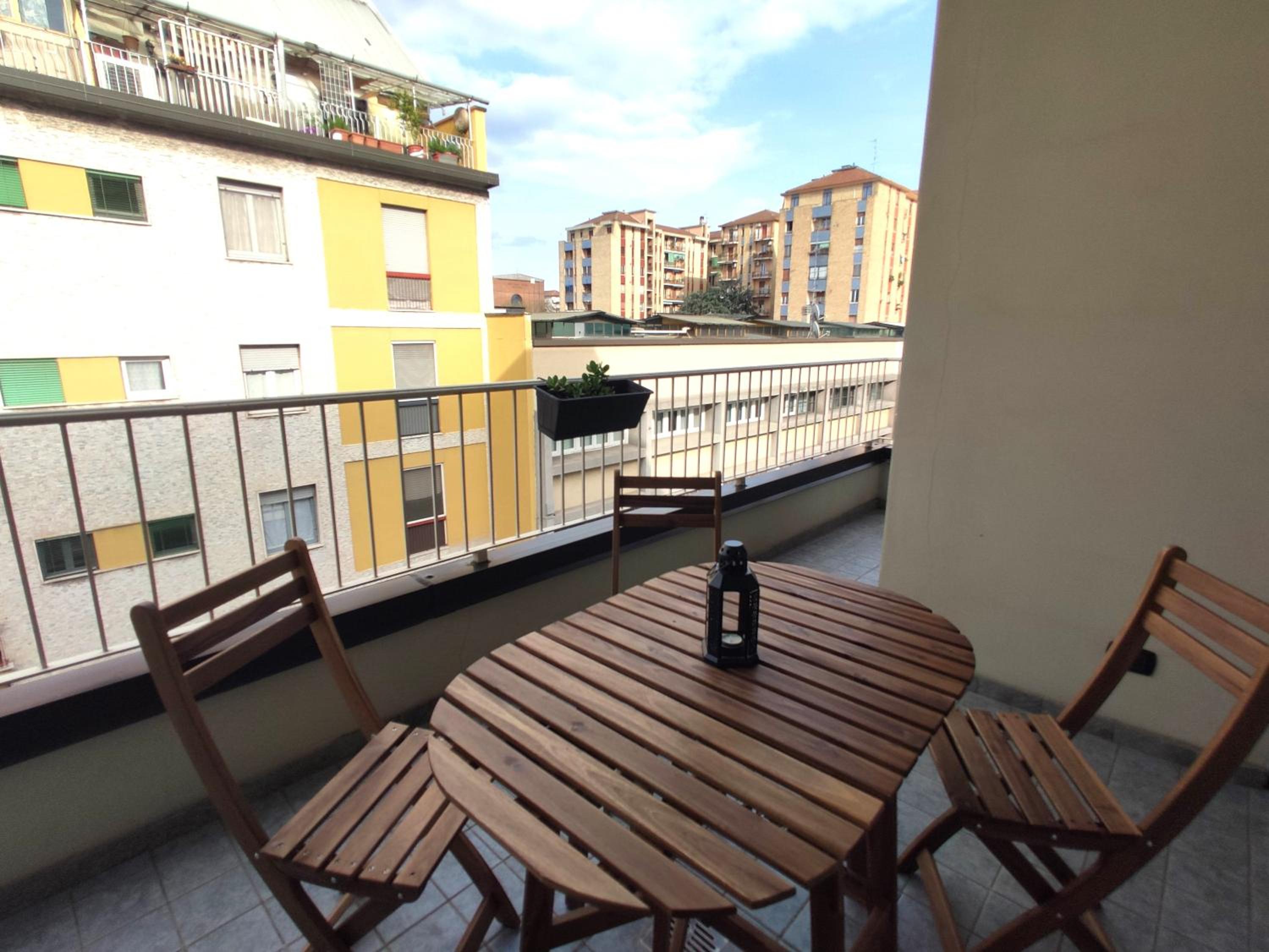 Matthias Home - Milan - modern and cozy flat, close to the metro - 15 min from Central Station, close to San Raffaele