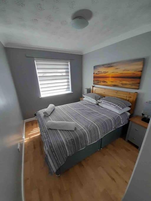 The Phoenix by the Sea- 2 bedroom flat in hunny