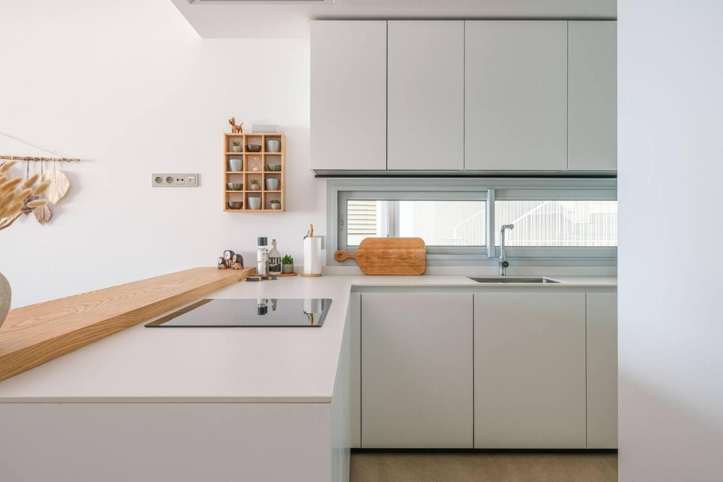 Med Two luxury apartment with sea view view 5