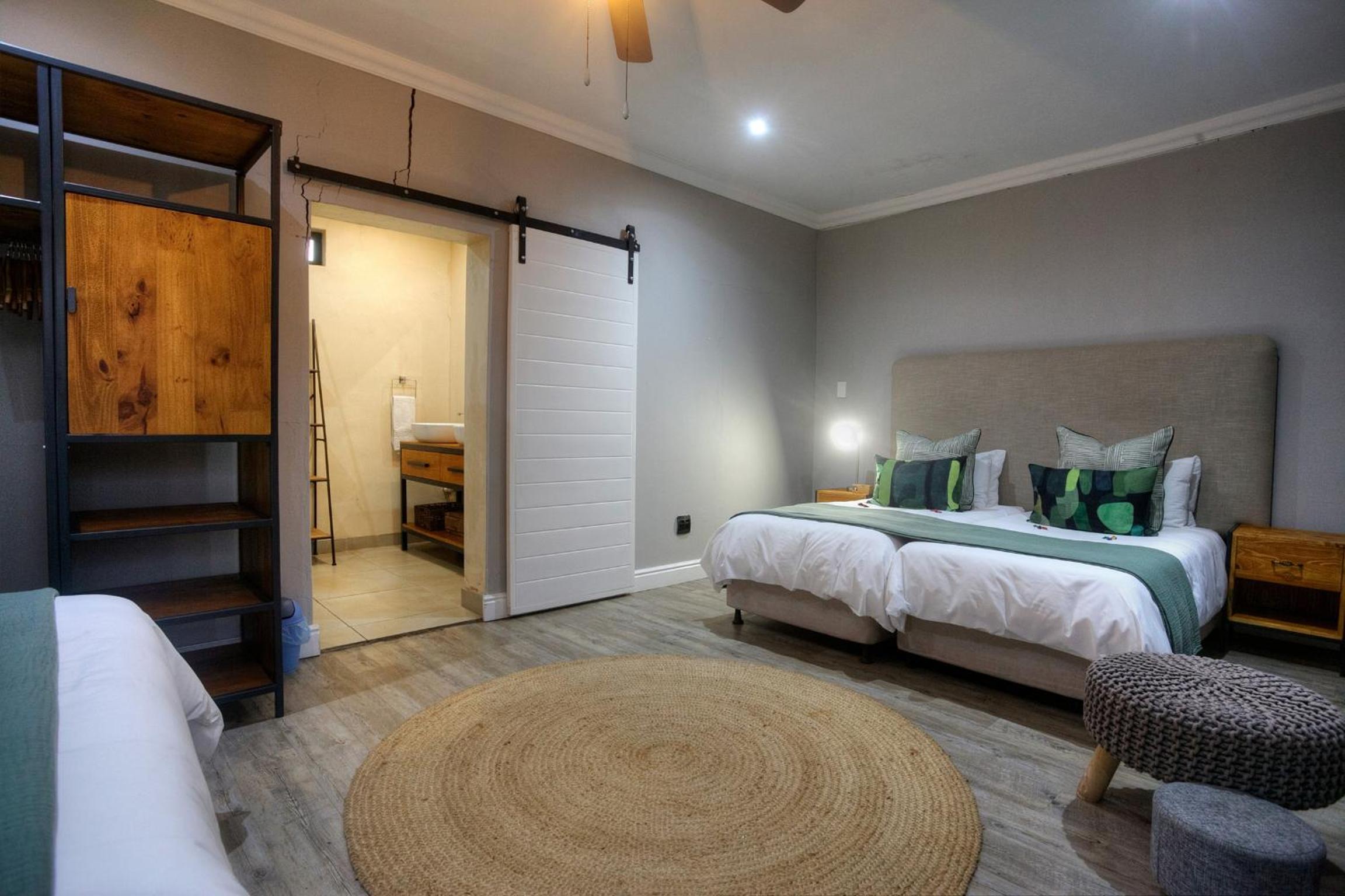 Addo Elephant Safari Lodge - Bellevue Forest Reserve