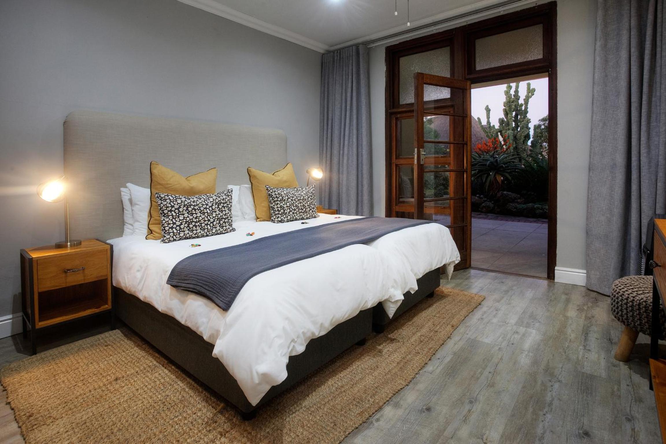 Addo Elephant Safari Lodge - Bellevue Forest Reserve