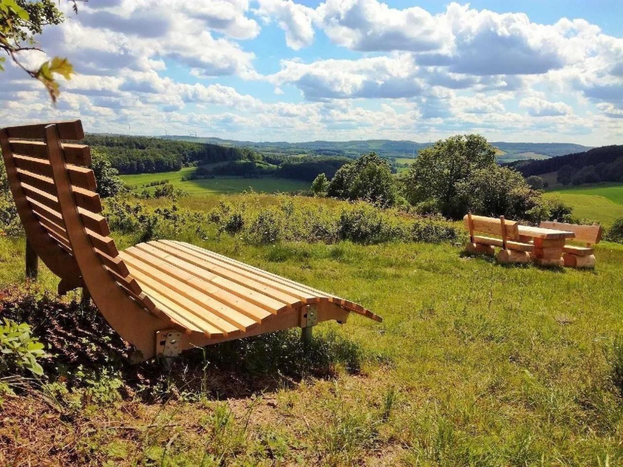 Freistehendes Ferienhaus in Rott mit eigenem Garten, schöner Weitblick, Klimaanlage, Sauna und Kamin