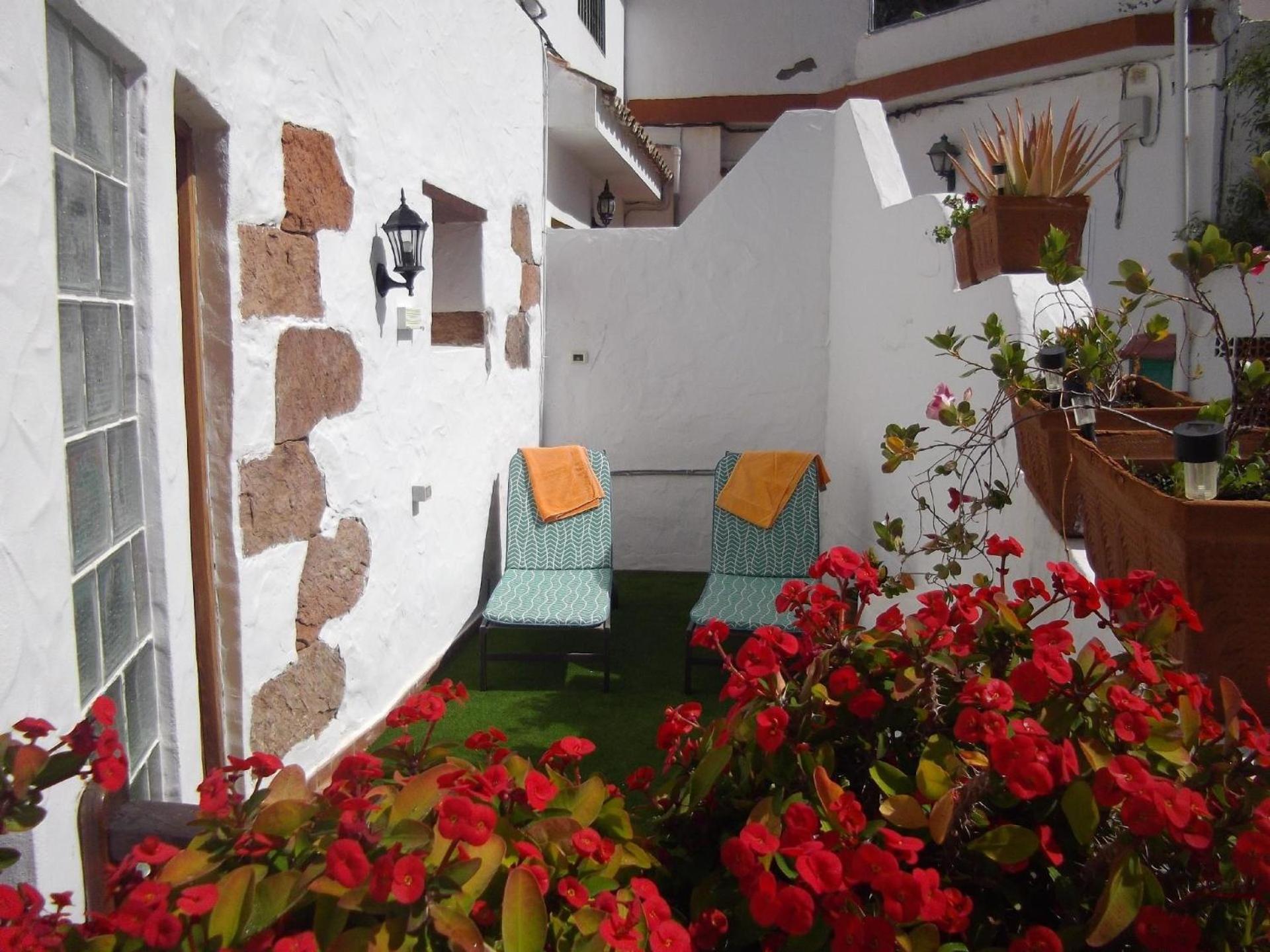 Kanarisches Haus mit Terrasse, Whirlpool und Grill