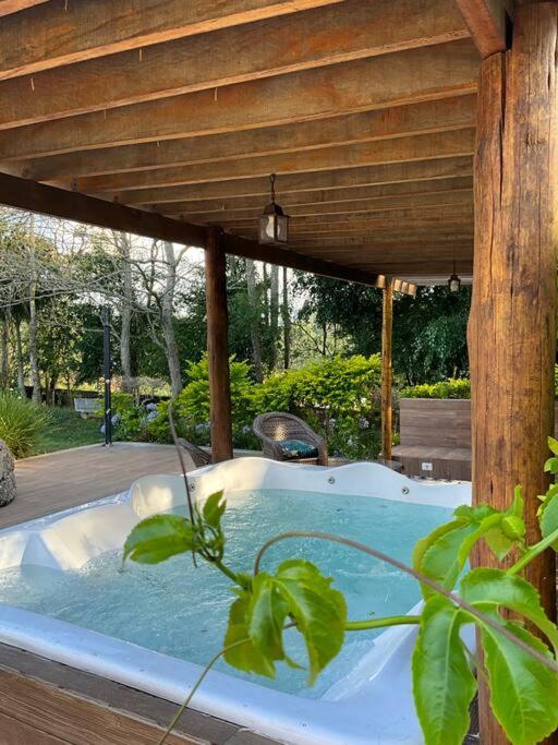 Chácara dos Sonhos com Piscina e Hidromassagem