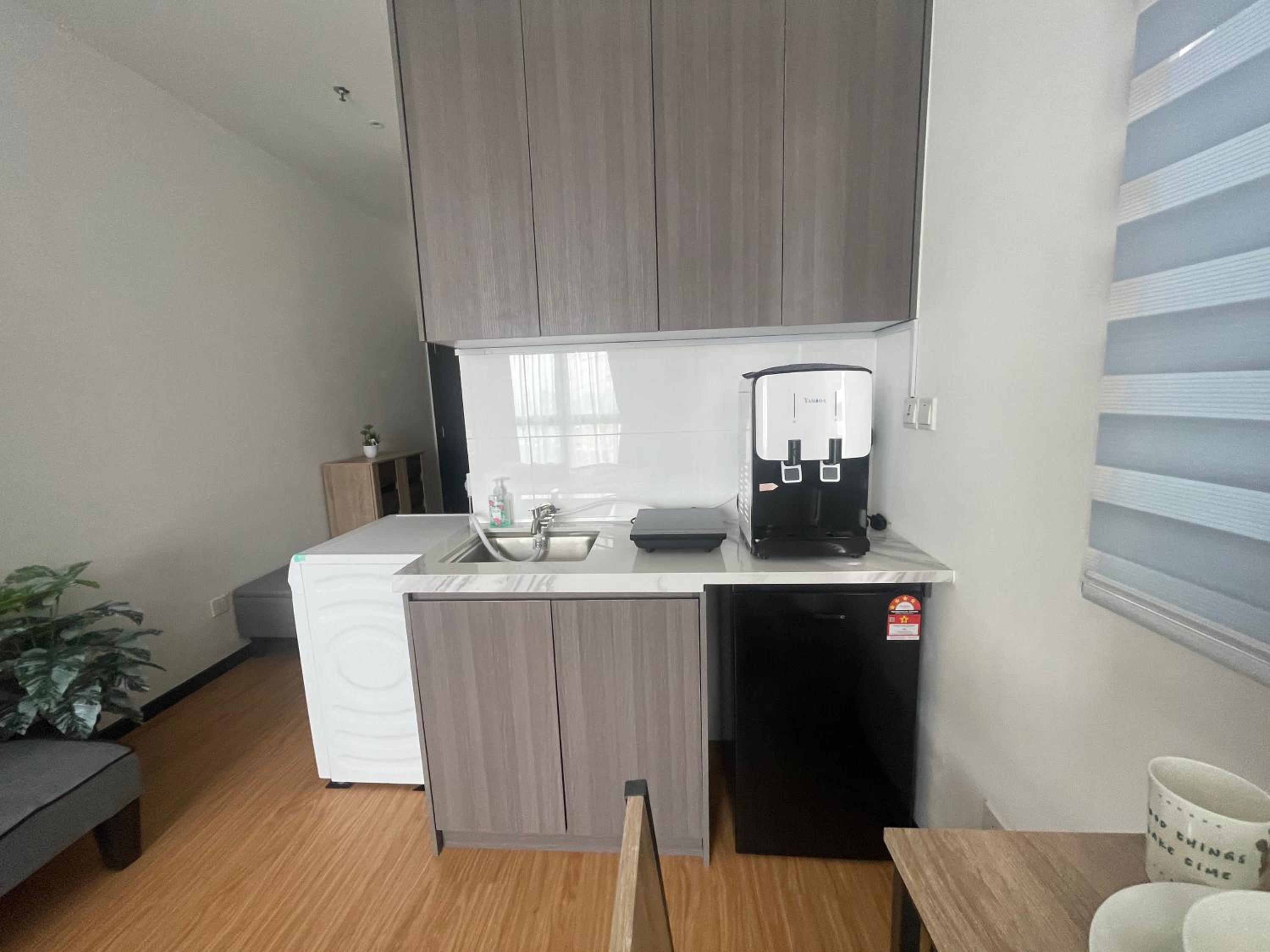 Studio KLCC Bukit bintang LRT