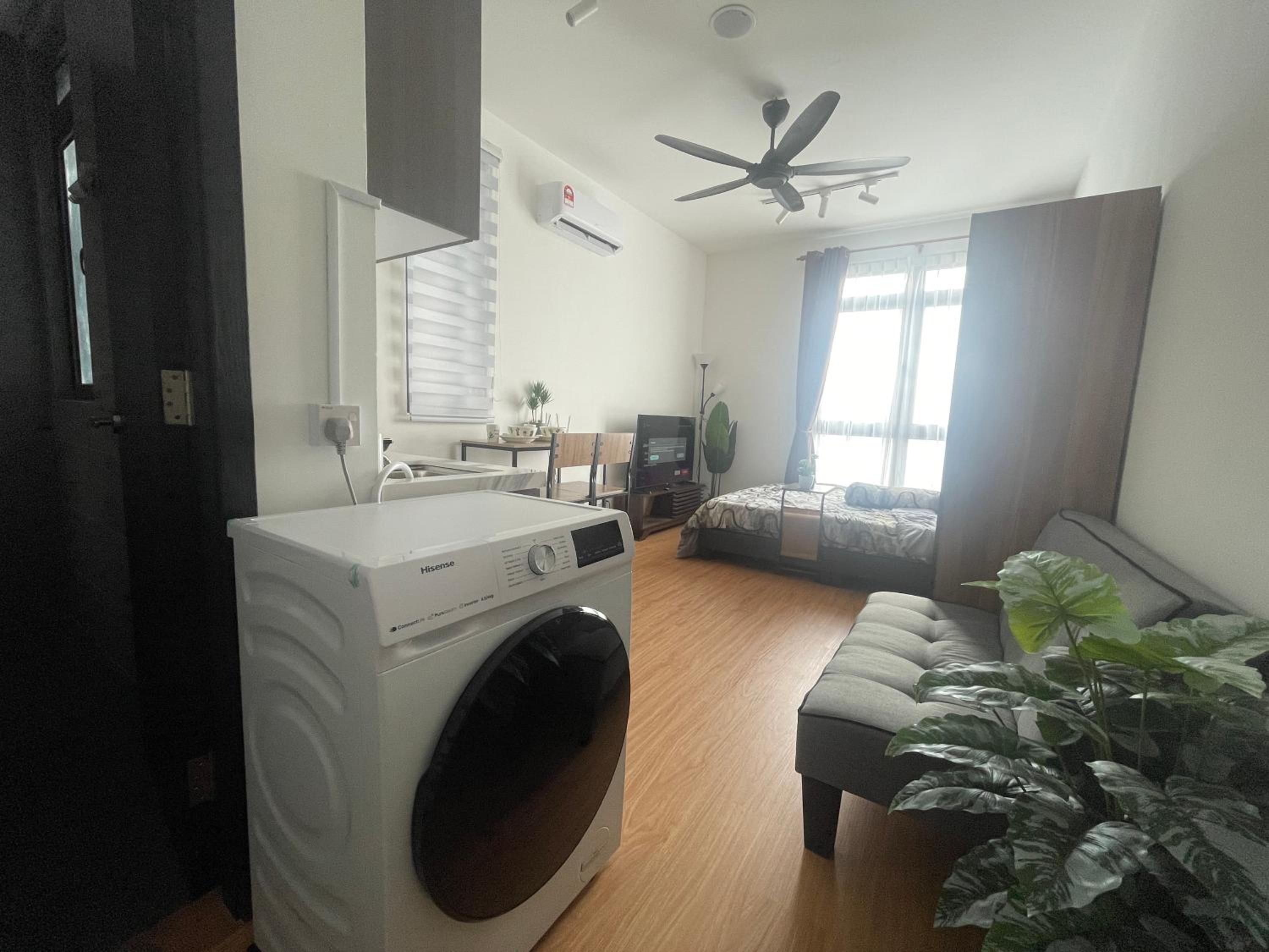 Studio KLCC Bukit bintang LRT