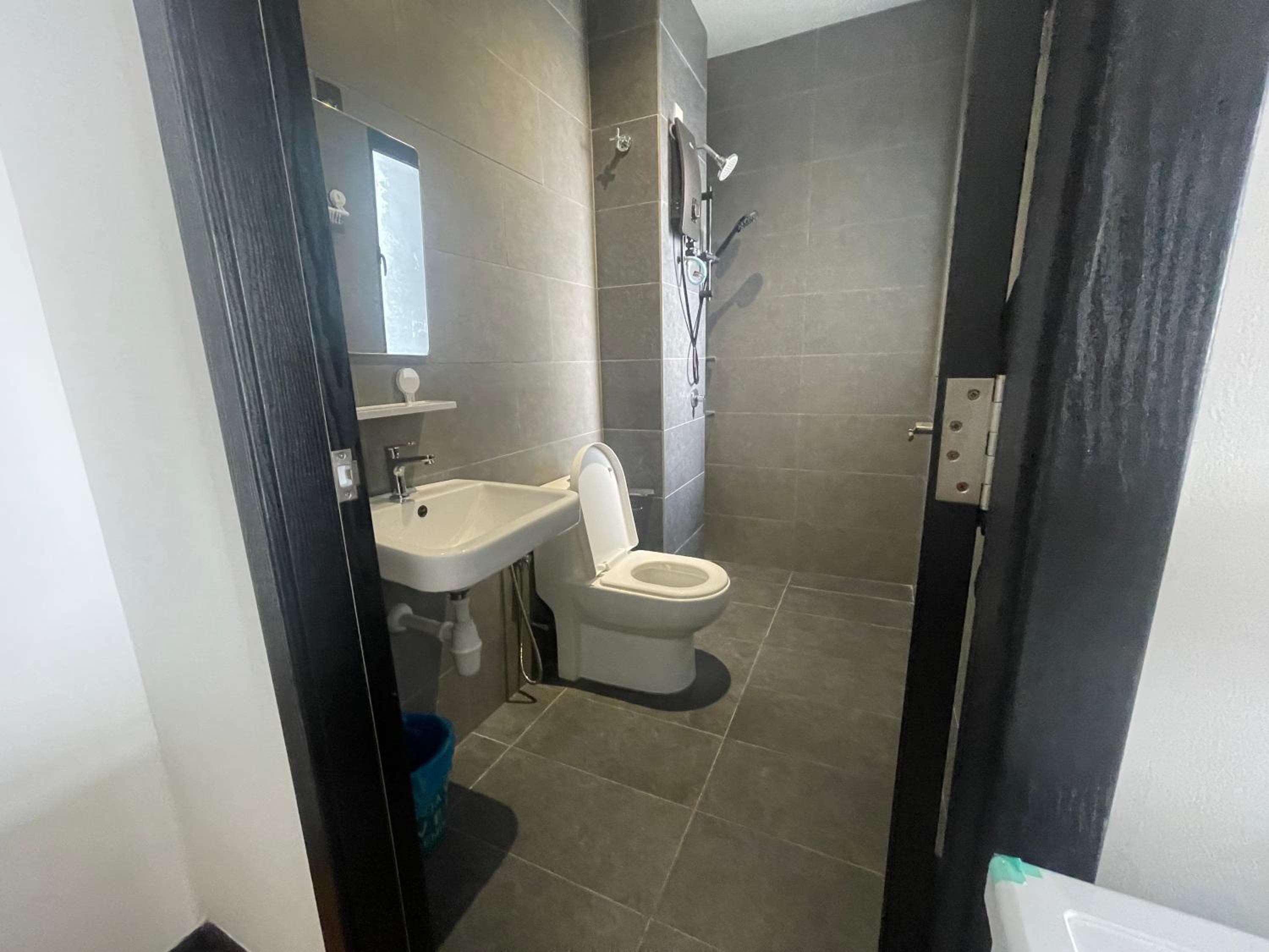 Studio KLCC Bukit bintang LRT