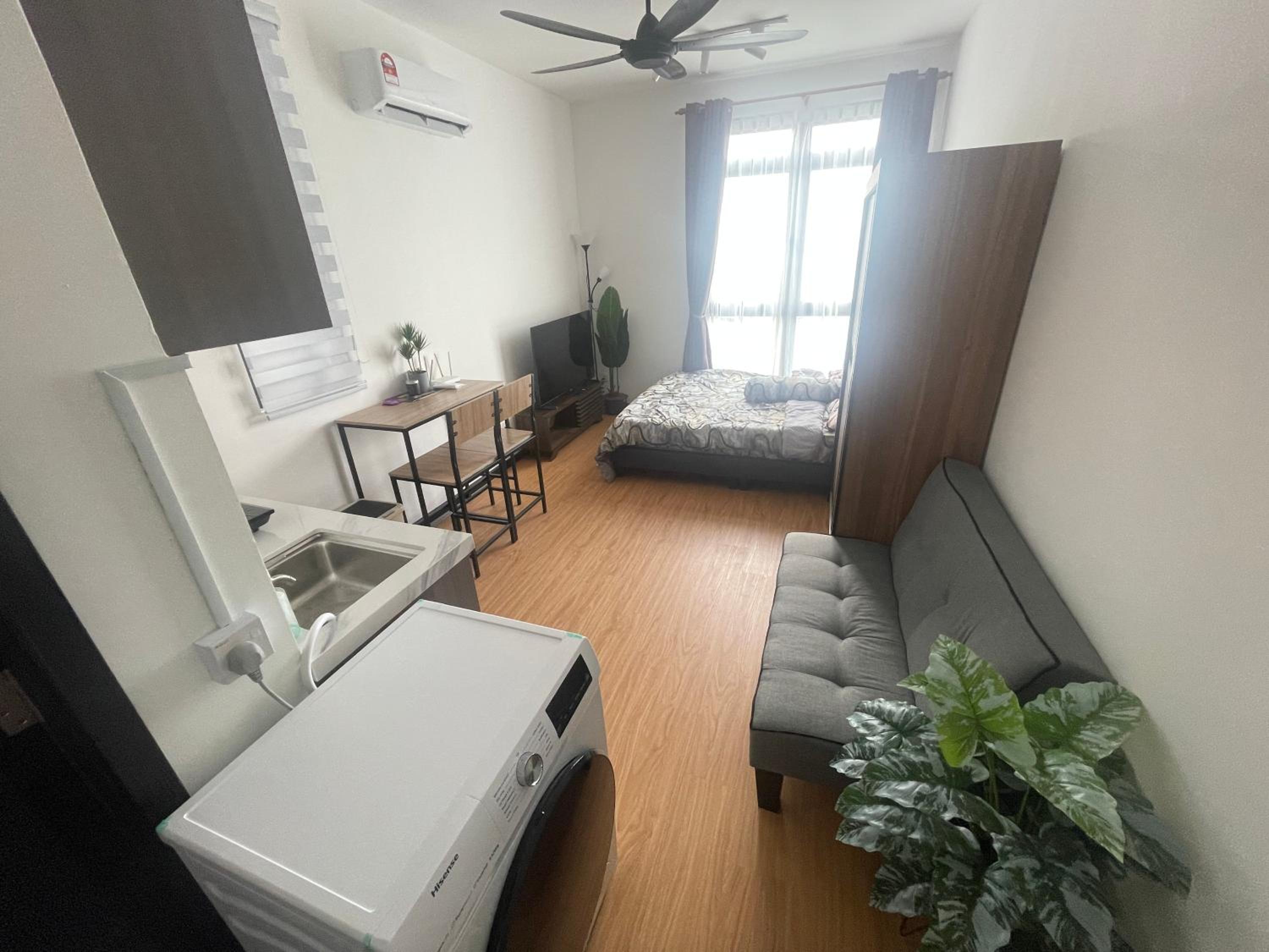 Studio KLCC Bukit bintang LRT