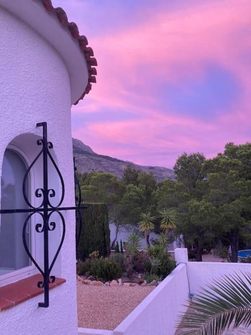 Villa with spectacular vieuw and swimmingpool.