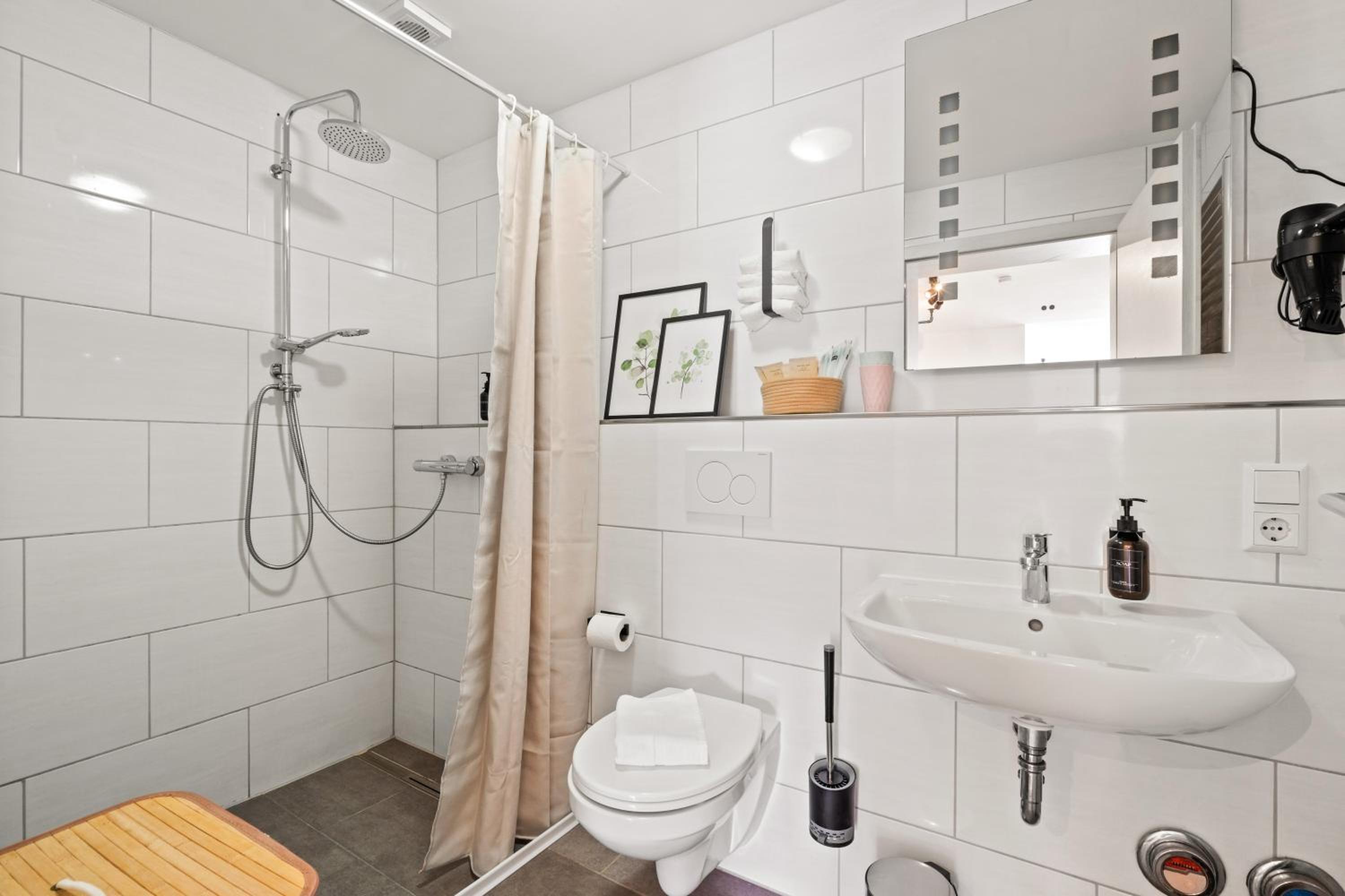 Greenhouse Living Küstelberg Apartments - 5 Betten & 2 Schlafsofas - 7 Minuten von Winterberg für 9 Personen