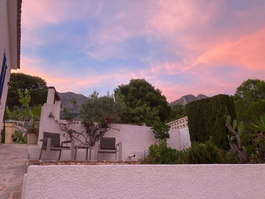 Villa with spectacular vieuw and swimmingpool.
